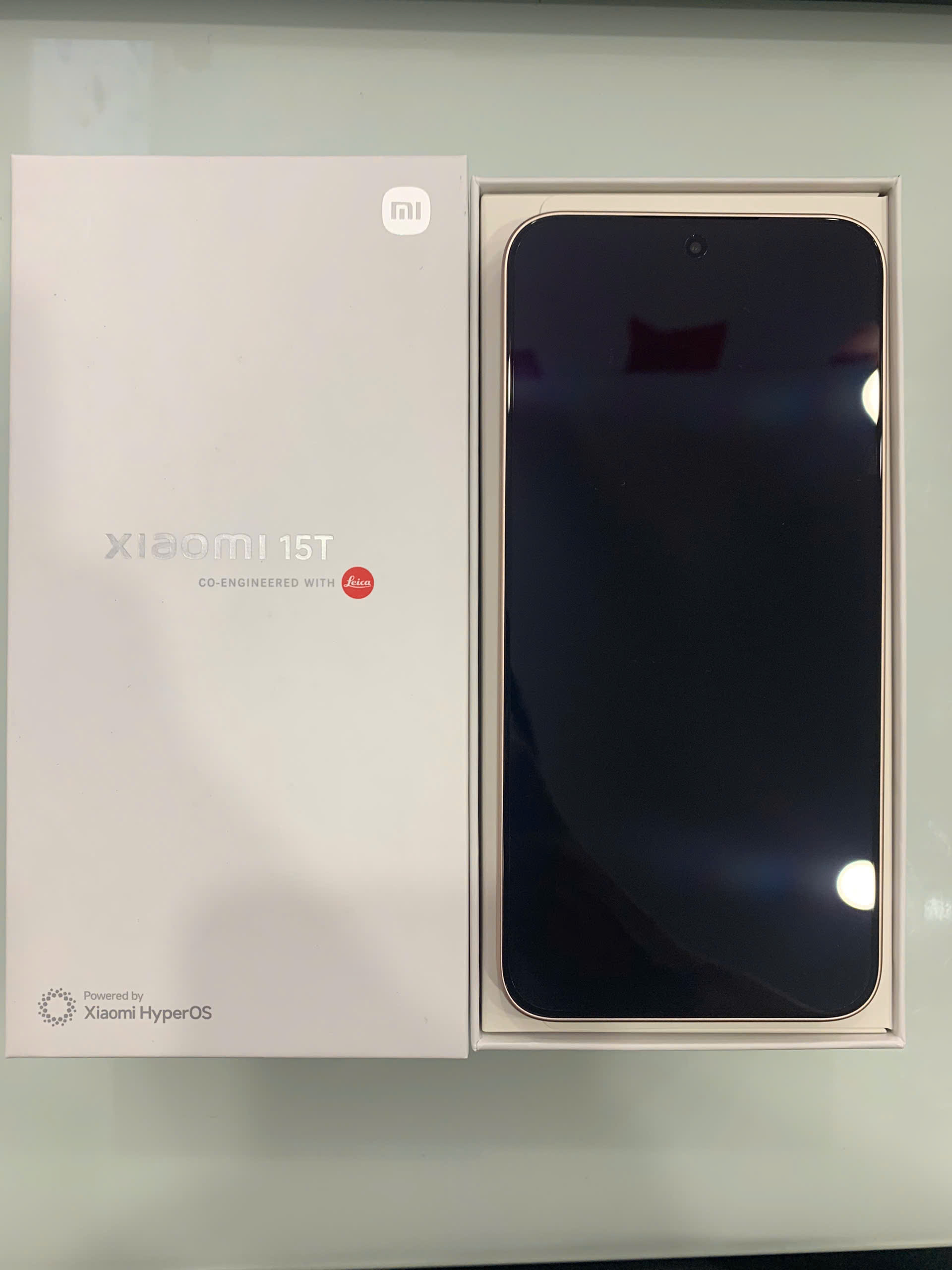 ĐIỆN THOẠI DI ĐỘNG (TEL) XIAOMI 15T 6.83"/MTK D8400 Ultra/12G/512G/50+50+12MP/32MP/5500mAh (25069PTEBG)/VÀNG (6932554451400)