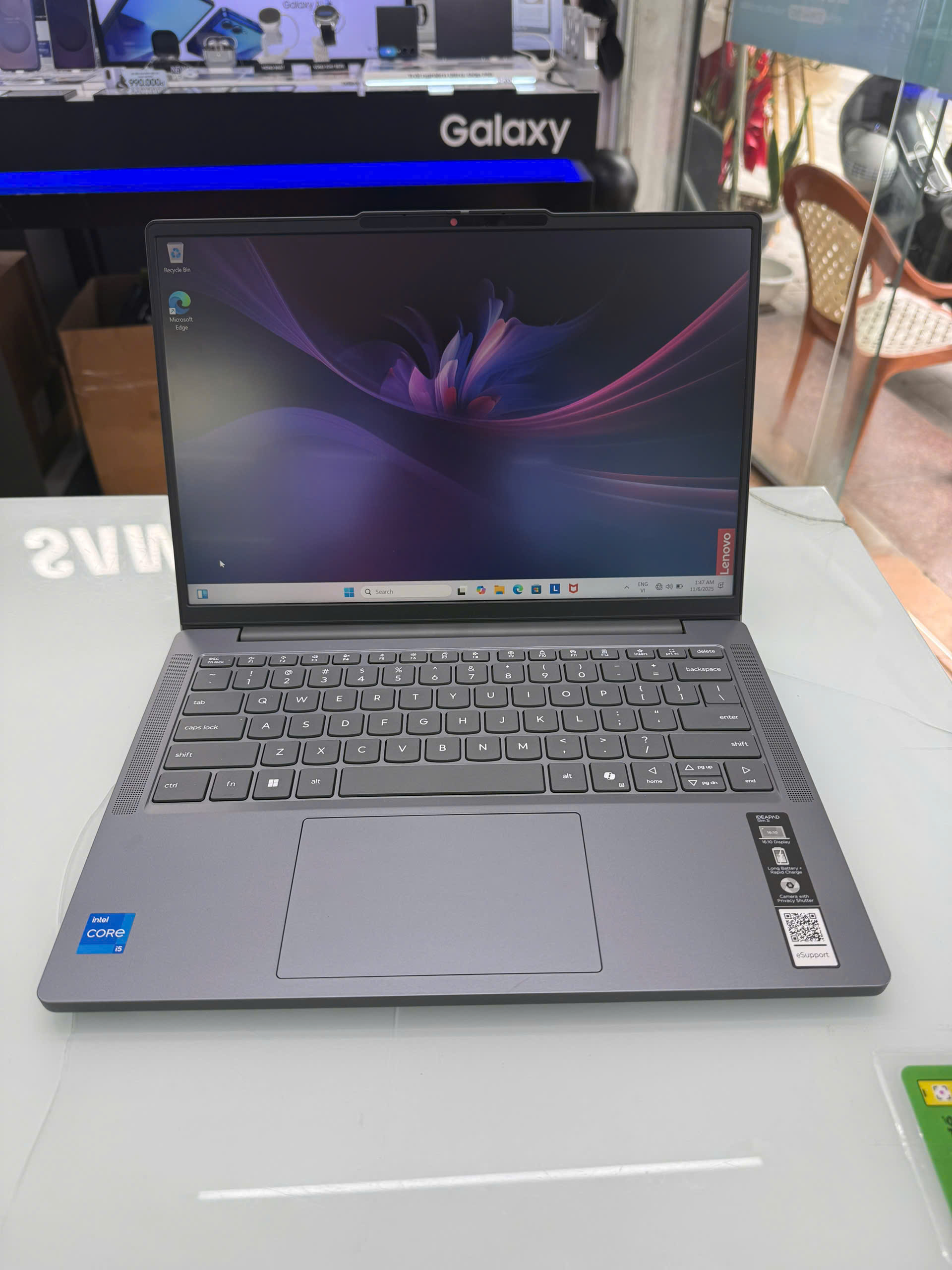 Máy tính xách tay Lenovo IdeaPad Slim 3 14IRH10, i5-13420H, 16GB, 512GB SSD, Intel UHD Graphics, 14 WUXGA, Xám (Luna Grey)