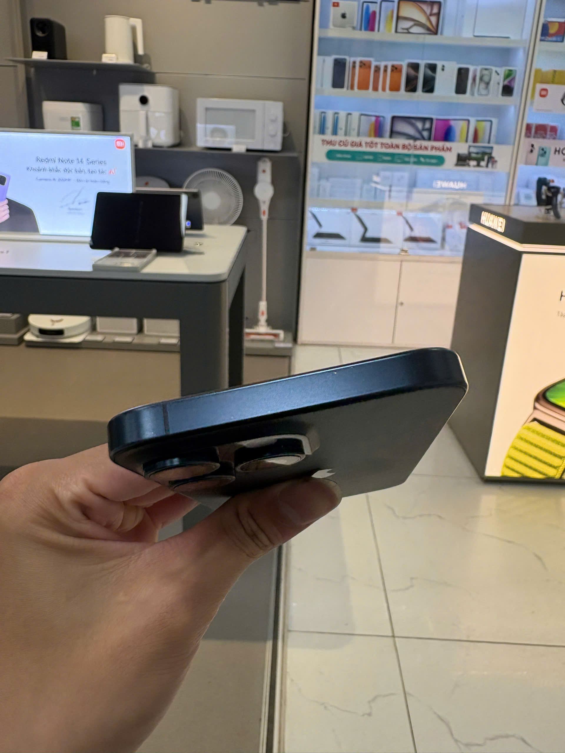 ĐTDĐ Apple iPhone 15 Pro Max 256GB - Cũ - 350496309896500 - IP15M256C