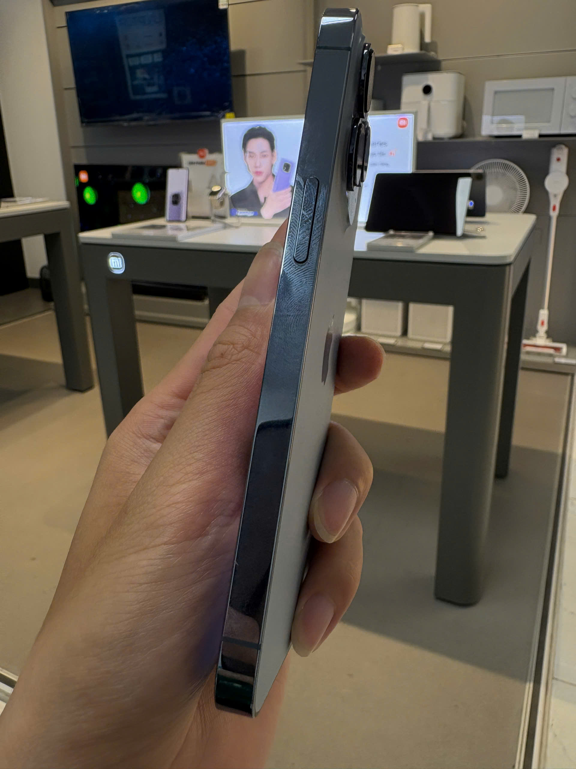 ĐTDĐ Apple iPhone 13 Pro 256GB Sierra Blue_MLVP3VN/A - 350060428314710 - I13P256B