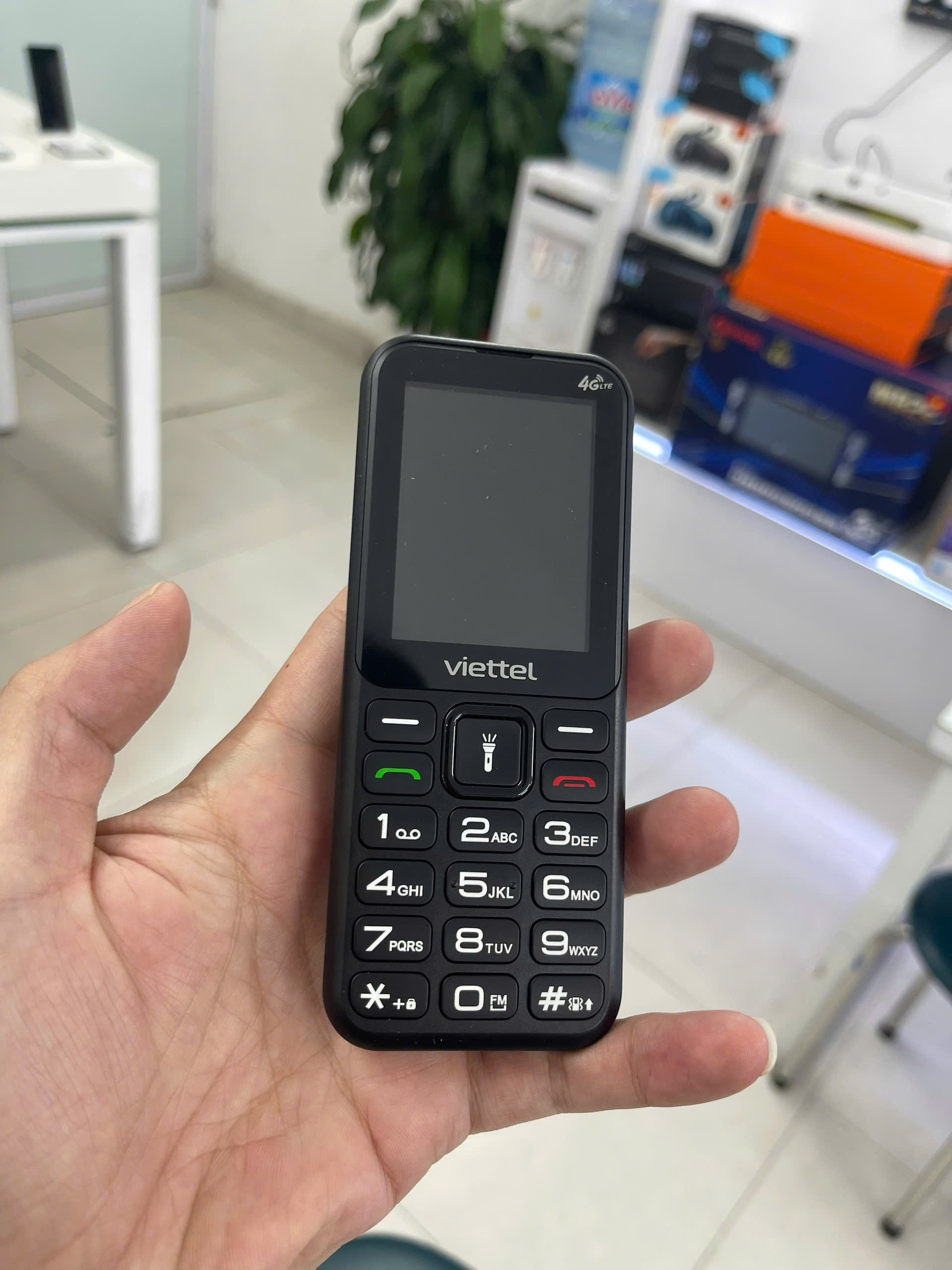 Điện thoại di động Sumo 4G T2 đen (Black)_T2BLK - 356300390849242 - SUMOT2BLK