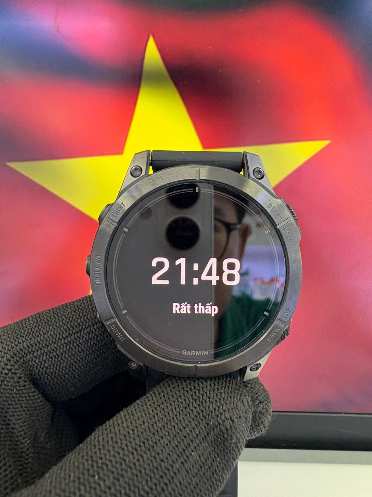 Đồng hồ Garmin EPIX PRO GEN2, 47mm, mặt kính Sapphire, Vỏ Xám Carbon DLC, viền Titanium, Dây Đen/Xám khói(DEMO) - TBH