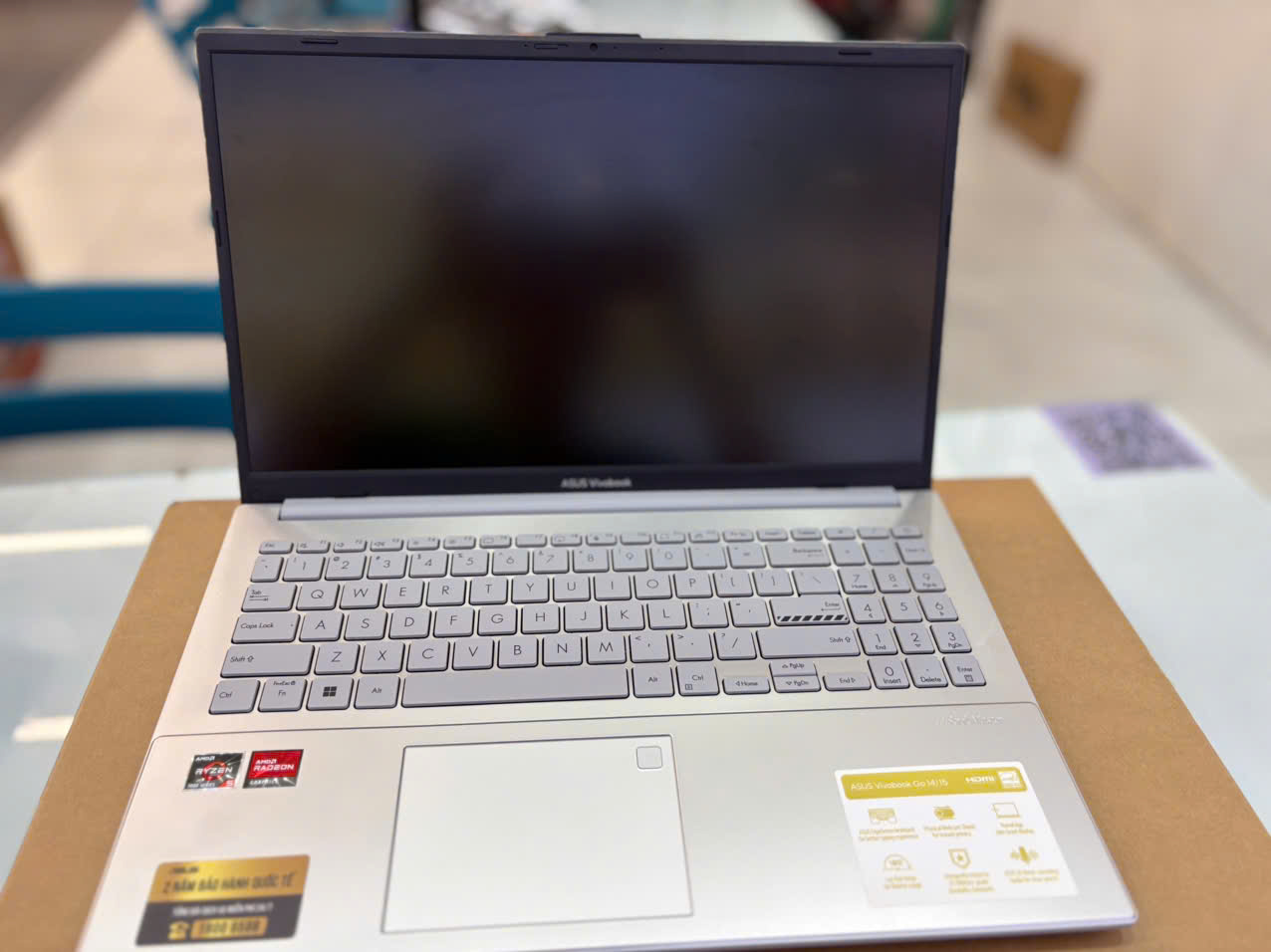 Laptop ASUS Vivobook GO 15 E1504FA-NJ454W TBH