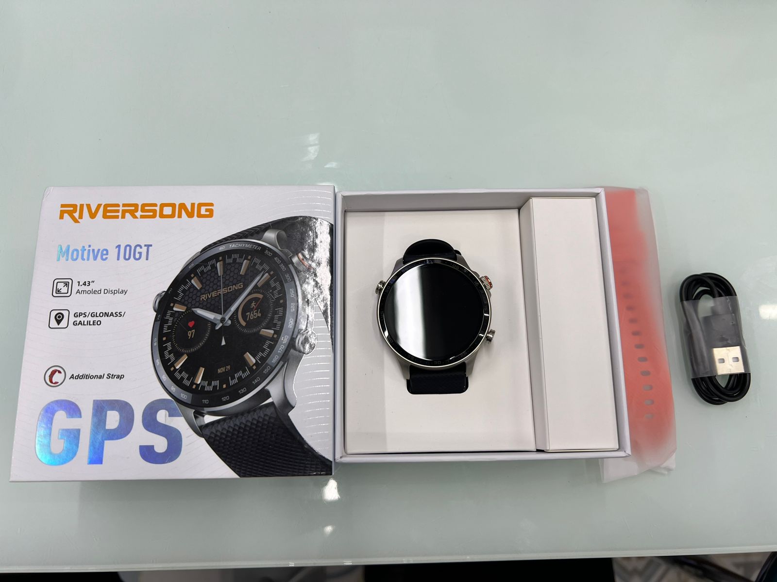 Đồng hồ thông minh Riversong Motive 10GT SW1001, màu bạc