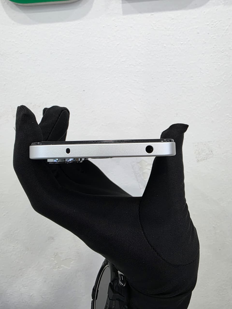 ĐIỆN THOẠI DI ĐỘNG (TEL) POCO M6 Màu Bạc