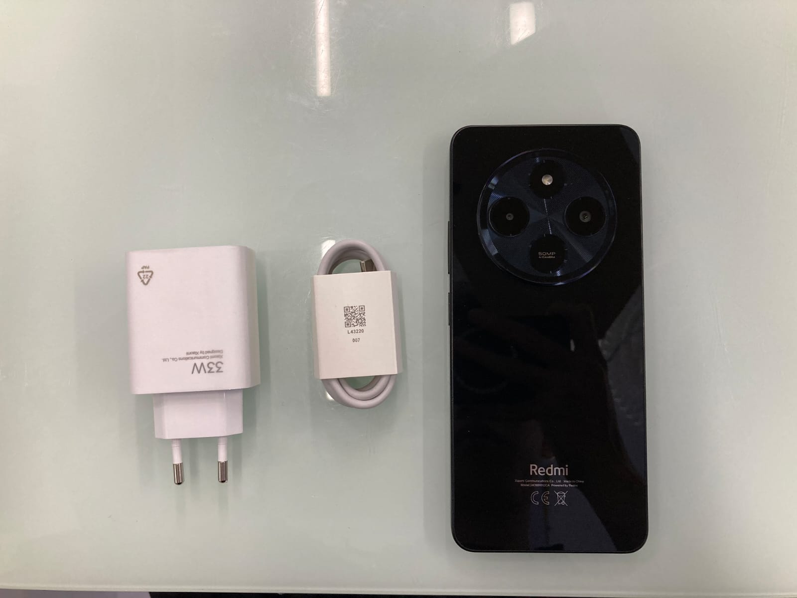 Điện thoại di động REDMI 14C 6.88/MTK Helio G81 Ultra/4G/128G/50M+QVGA/13M/5160mAh (2409BRN2CA)