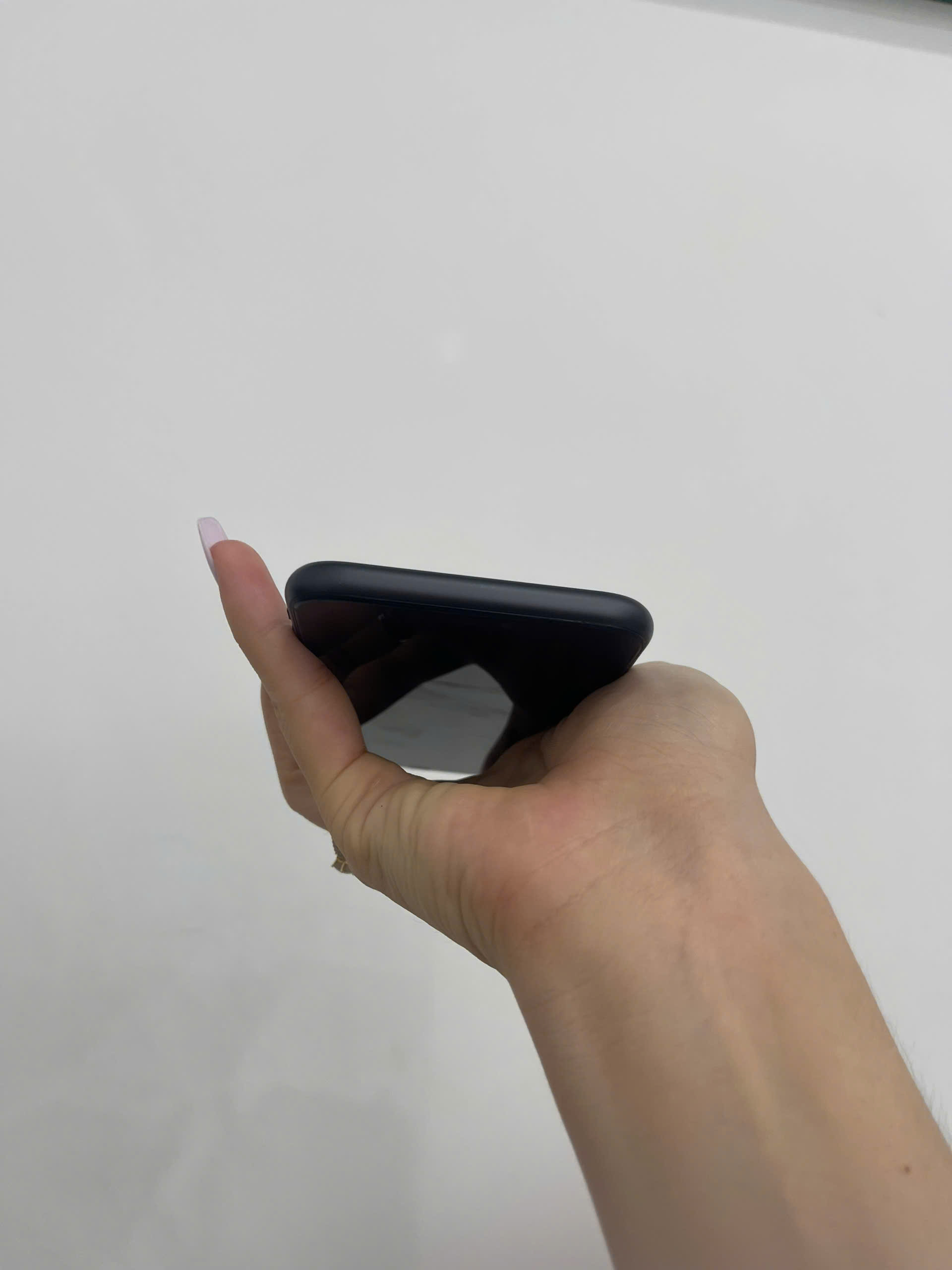 Iphone 11 128GB Cũ - Black - 356863119209709 - IC11128B