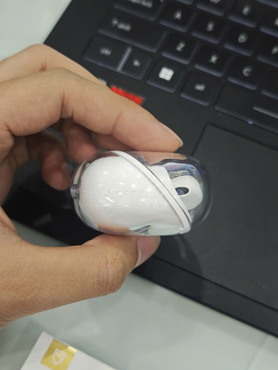 Tai nghe bluetooth hiệu SoundPeats Clear-Pods - Màu trắng