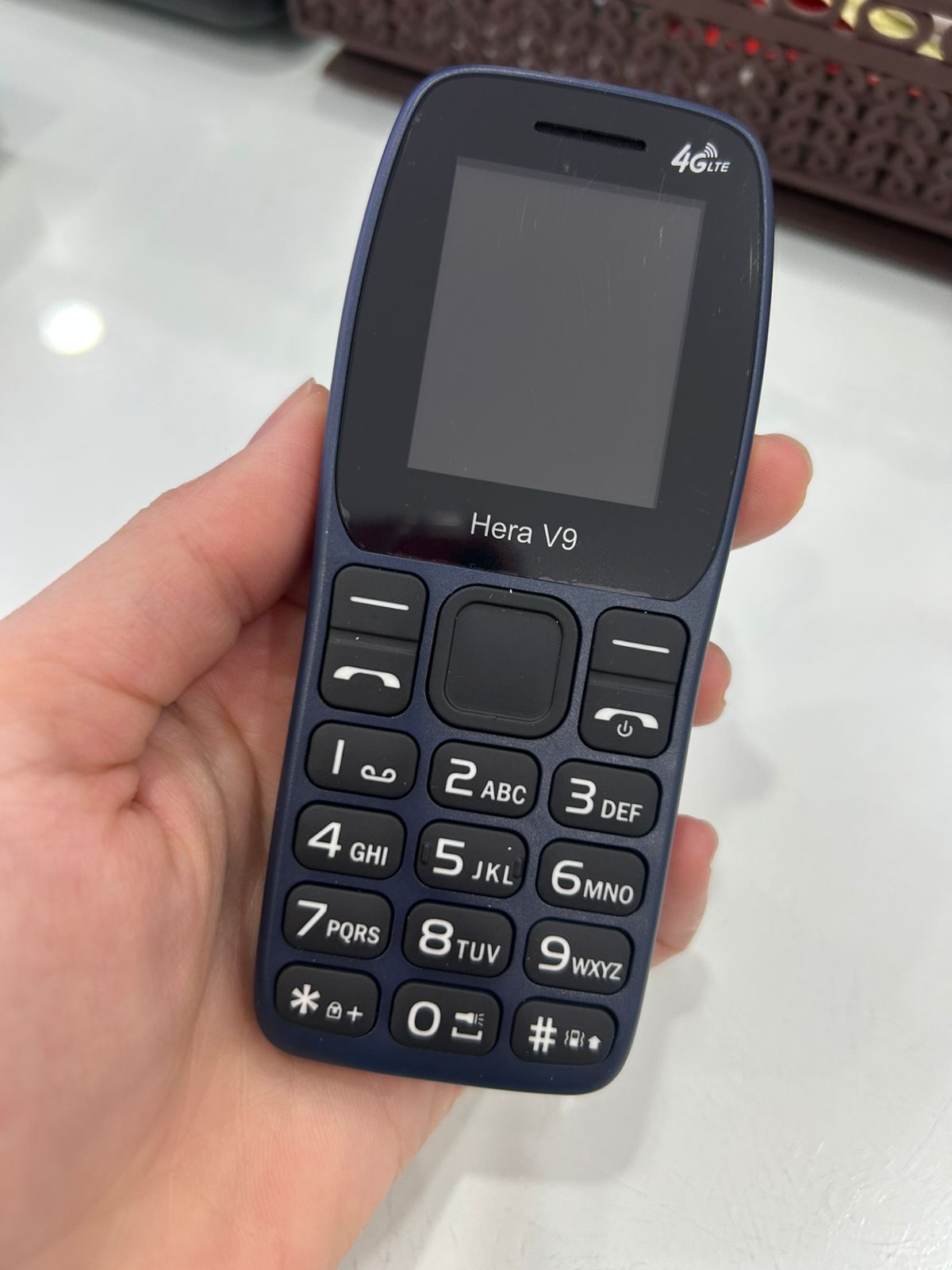 Điện thoại Xphone model Hera V9 màu Xanh đậm (Navy) 