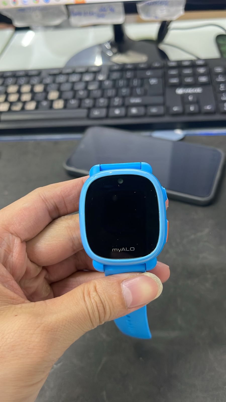 Điện thoại thông minh đeo tay trẻ em myALO Kidsphone K64, màu xanh dương - 867662041126607 - MK64XH