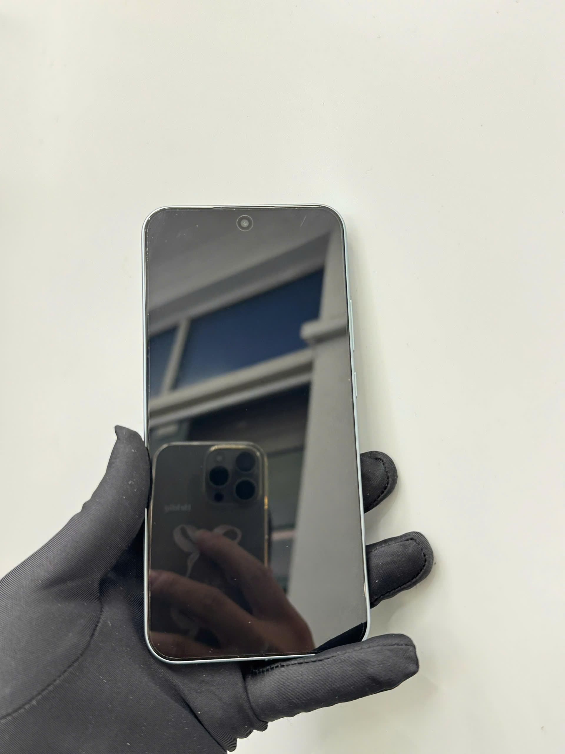 Điện thoại di động OPPO CPH2799-8GB+256GB - A6 Pro 8GB+256GB Titanium - 861104080879297 - CPH27998256TI