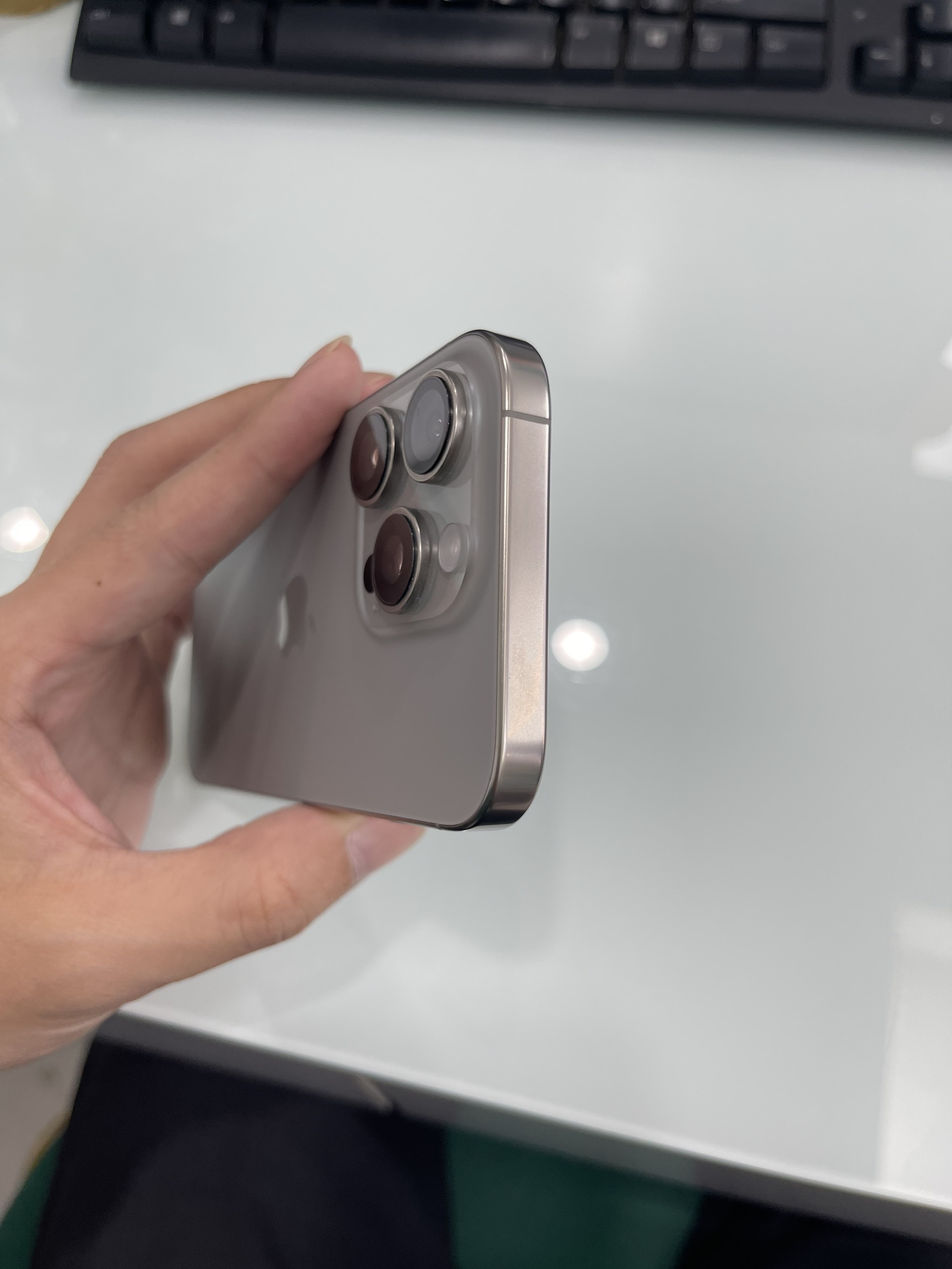 (DEMO) ĐTDĐ Apple iPhone 16 Pro Natural 256GB_3N754VN/A - SCHYP3KY25J - 3N754VNZTN