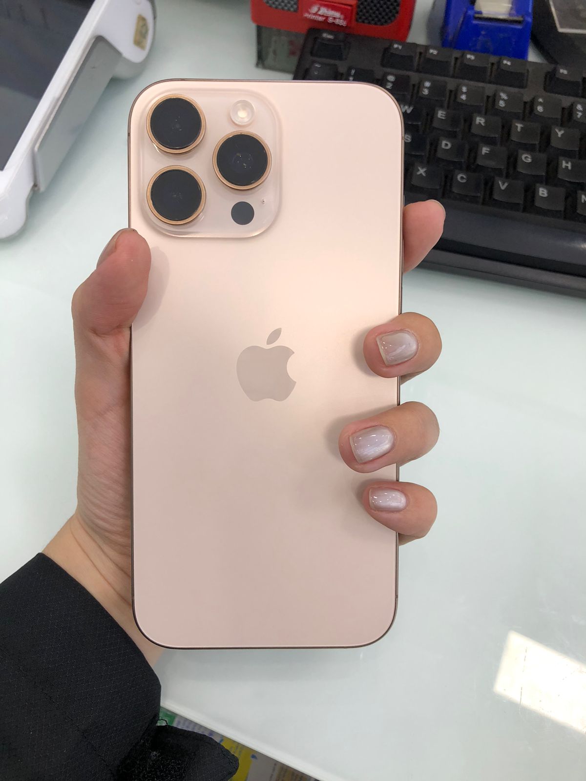 (DEMO) ĐTDĐ Apple iPhone 16 Pro Max Desert 256GB_3N534VN/A - SDKWXKGDXQD - 3N534VNZTN