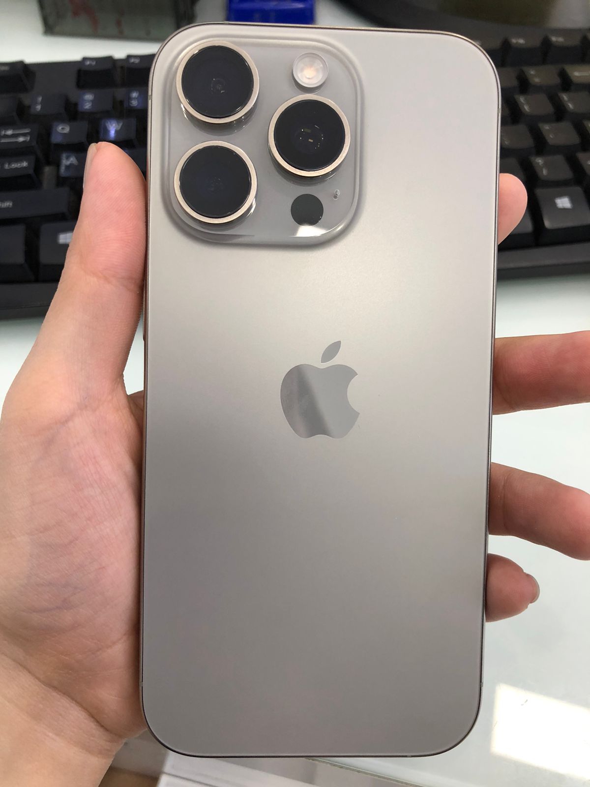 (DEMO) ĐTDĐ Apple iPhone 16 Pro Natural 256GB_3N754VN/A - SJNQ6DYJCWP - 3N754VNZTN