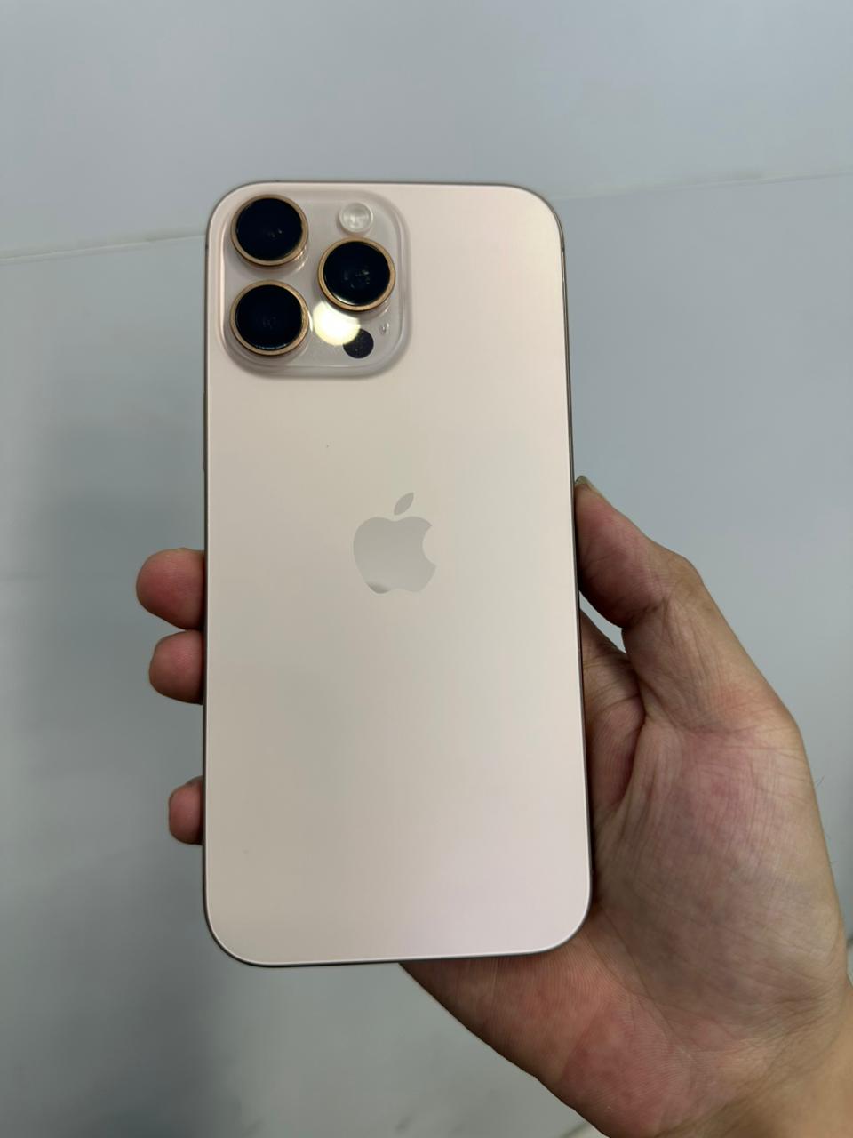 ĐTDĐ Apple iPhone 16 Pro Max Desert