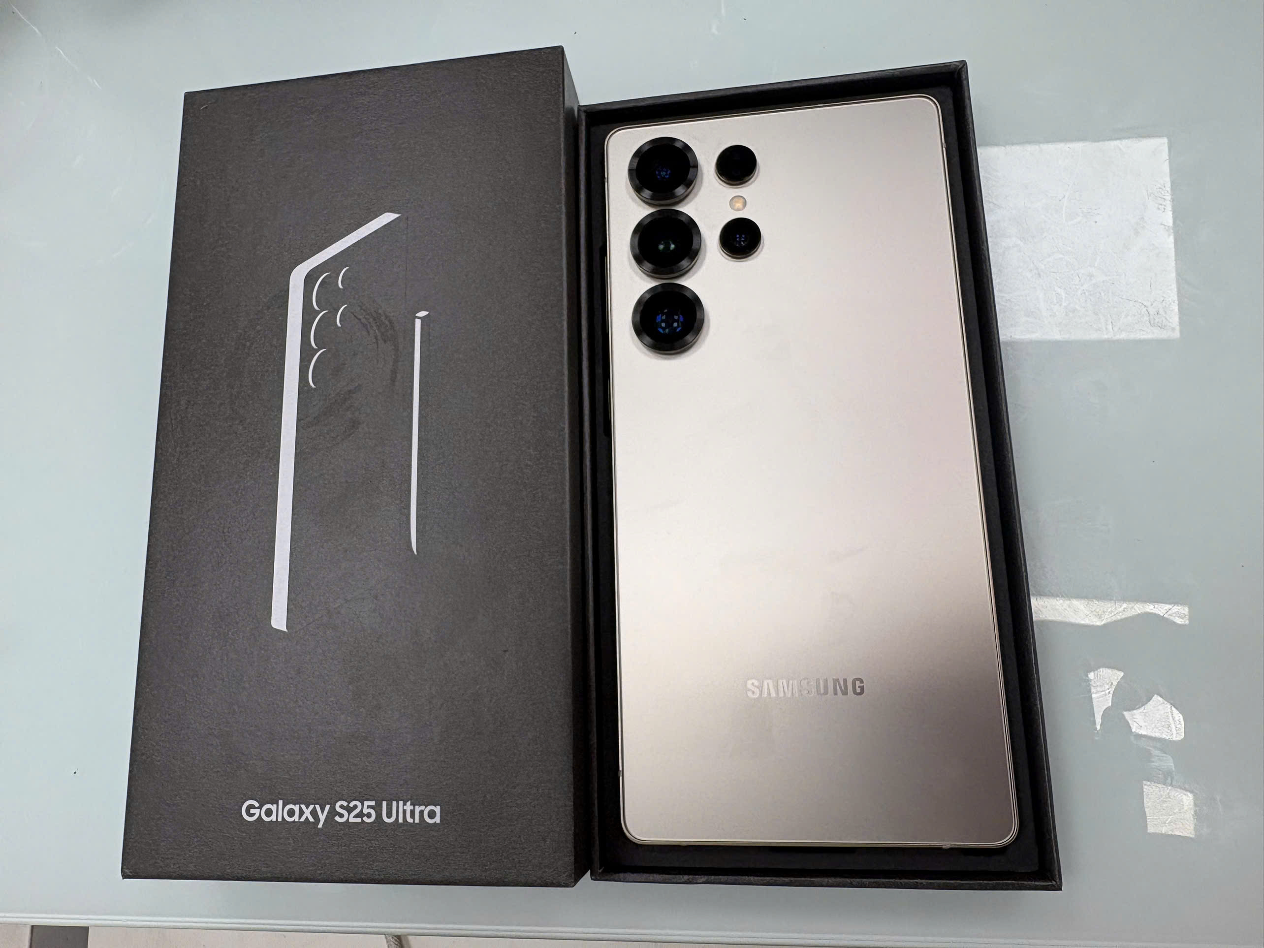 ĐTDĐ Samsung S25 Ultra SM-S938B/DS,256GB, Xám, SM-S938BZTBXXV - 353551771228470 - S938B256XAM