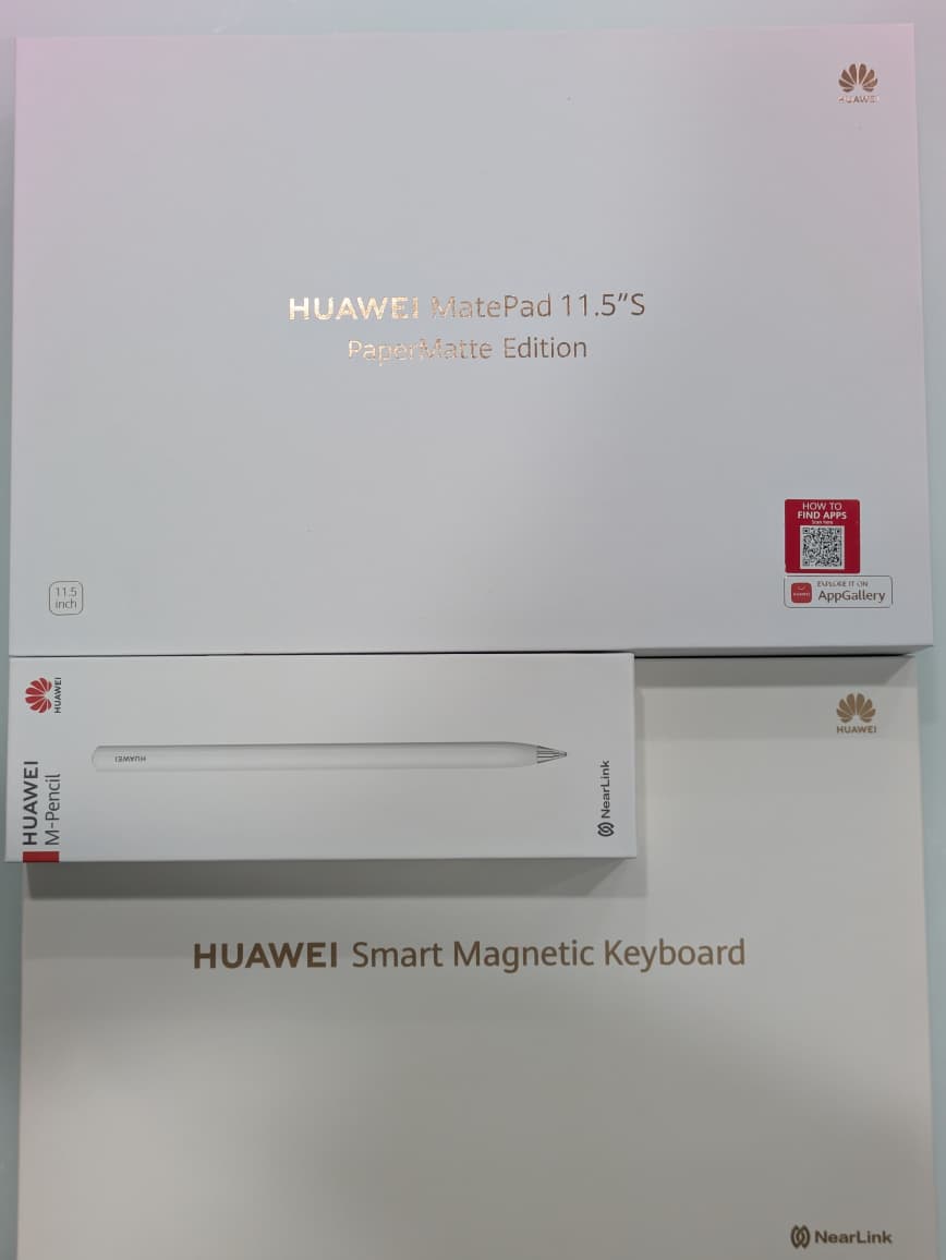 Máy tính bảng HUAWEI MatePad 11.5 PaperMatte 8GB/256GB (Tặng kèm bao da Huawei Magnetic Keyboard và bút Huawei M-Pencil )