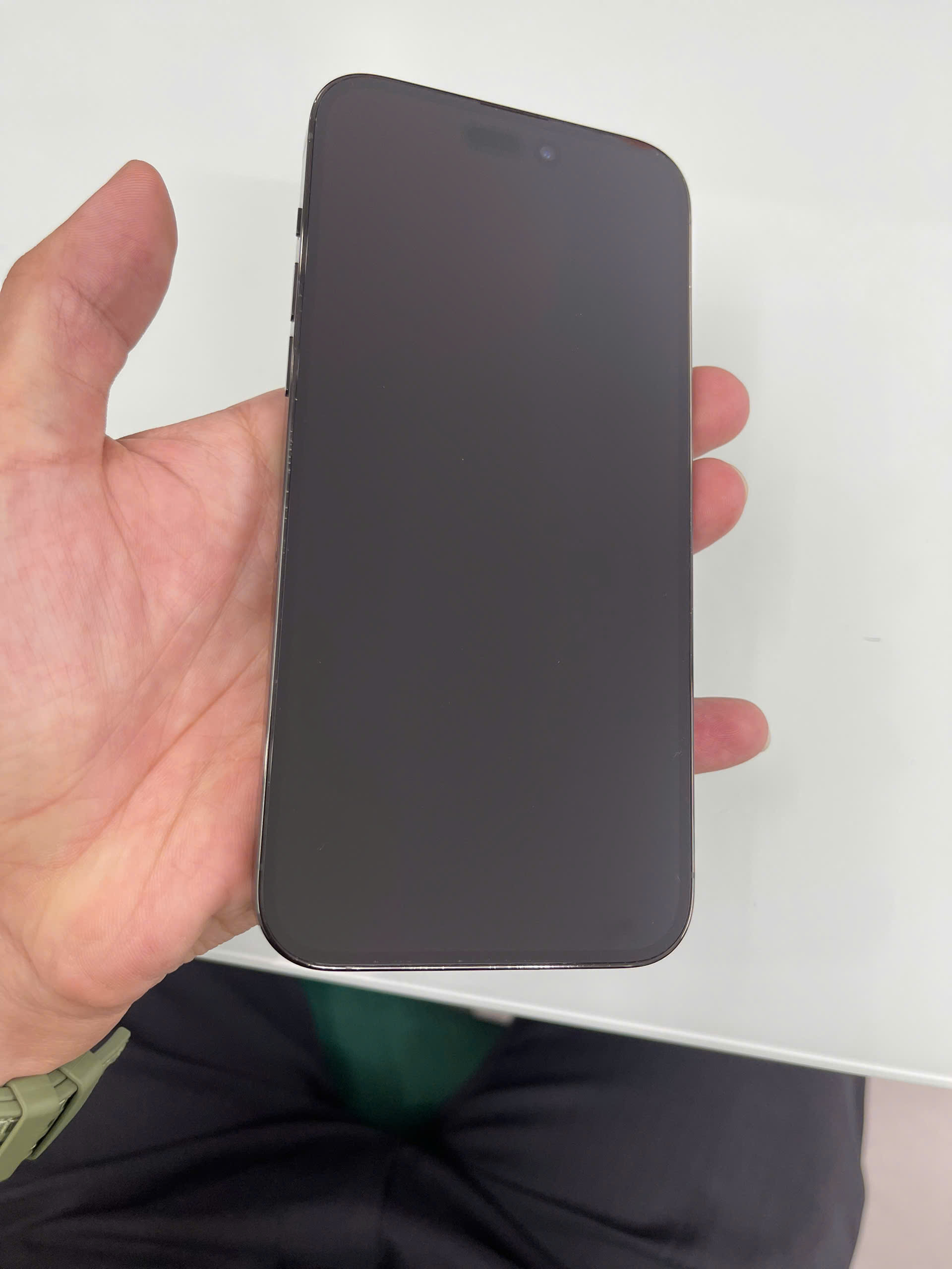 ĐTDĐ Apple iPhone 14 Pro Max 128GB Space Black_MQ9P3VN/A - 357853683790241 - MQ9P3VN