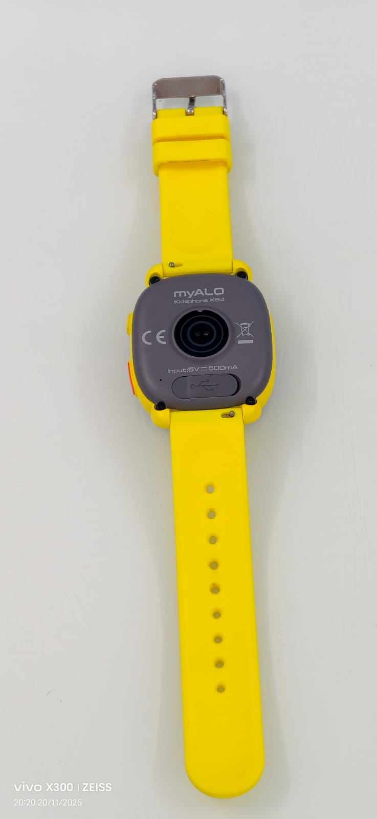 Điện thoại thông minh đeo tay trẻ em myALO Kidsphone K64,màu vàng 