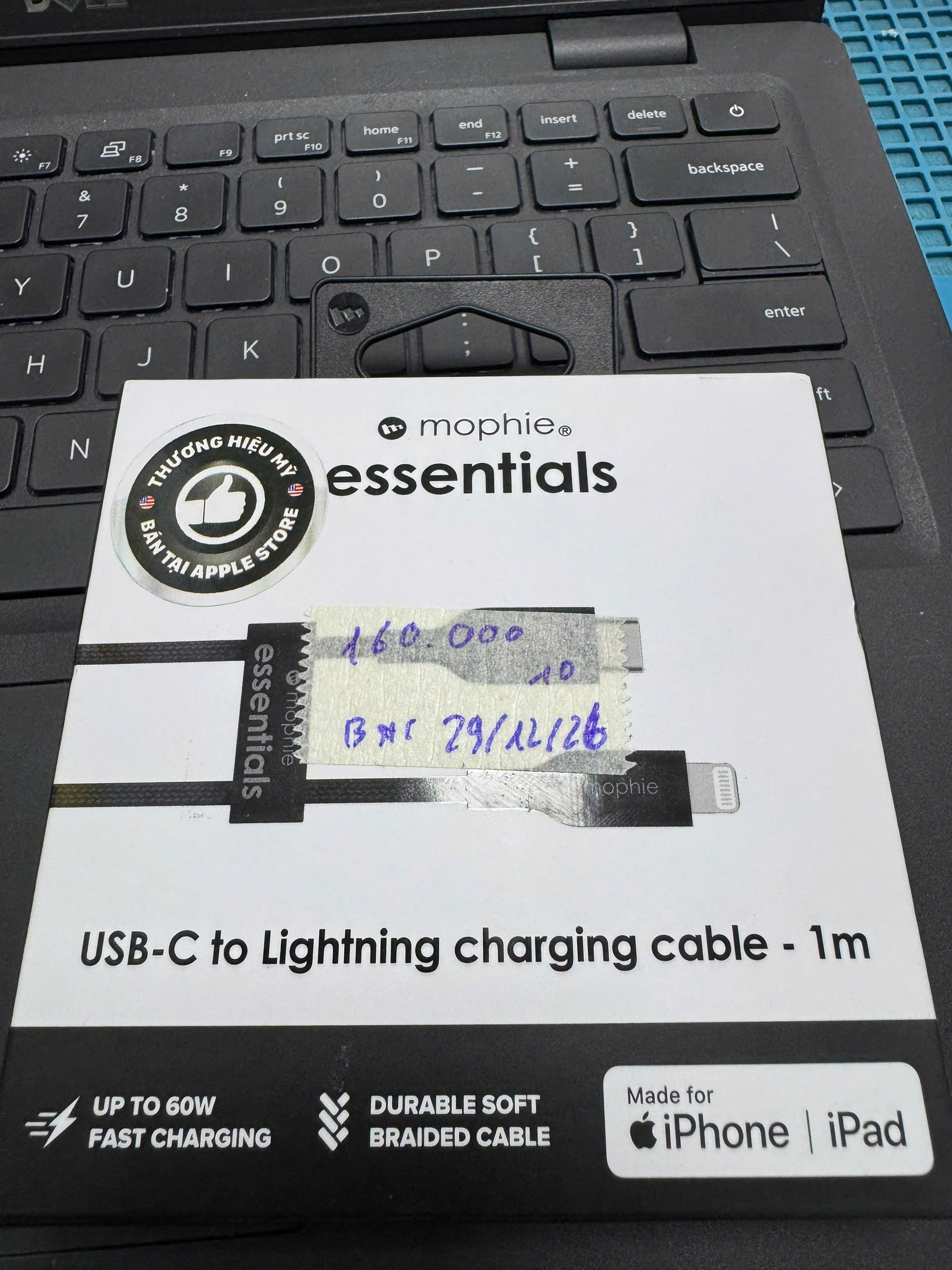 Cáp USB-C to Lightning Mophie Essential 1M - Black (409912244)