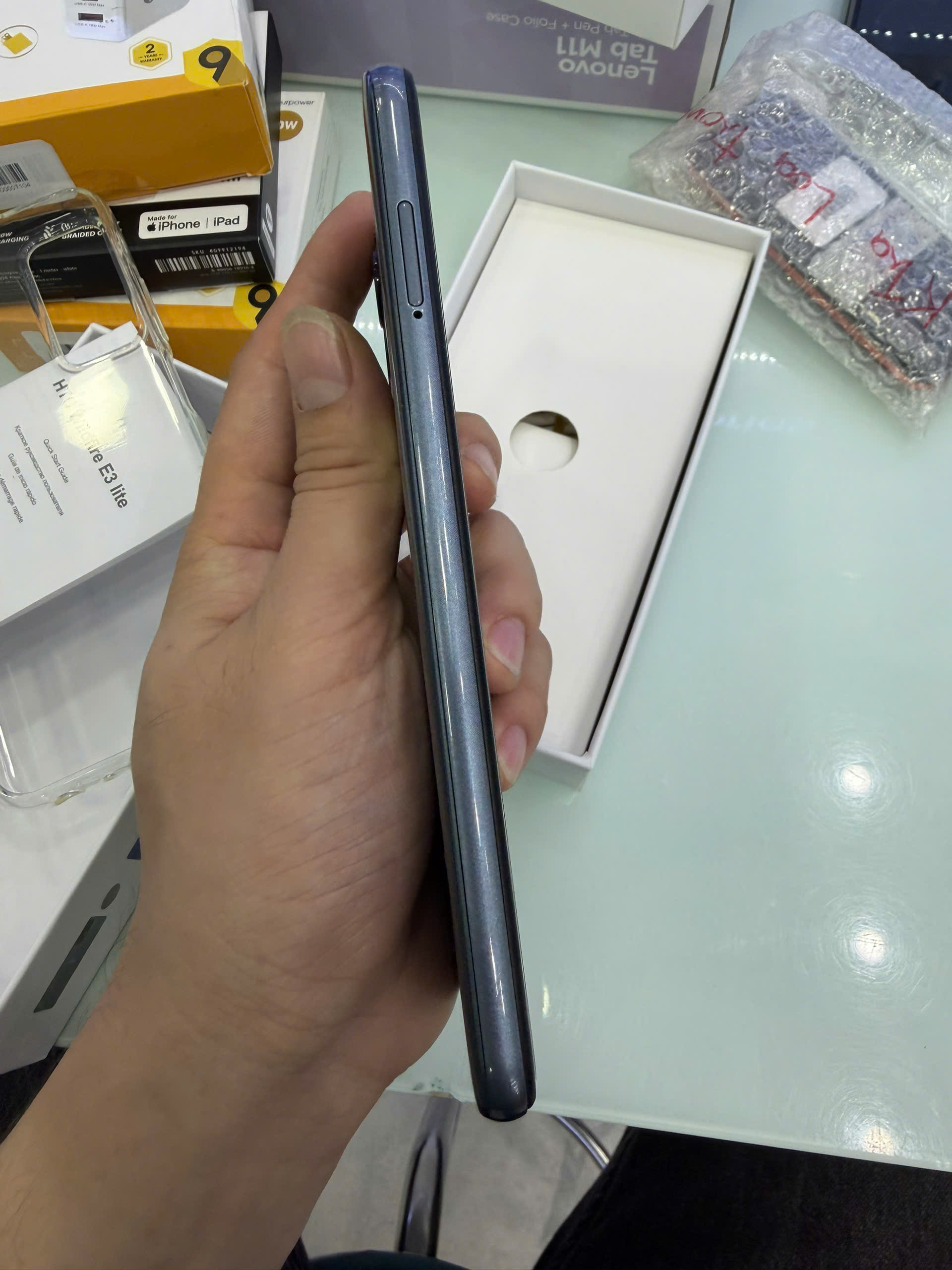 REDMAGIC Nova Gaming Tablet 12GB/256GB - Chính hãng TBH