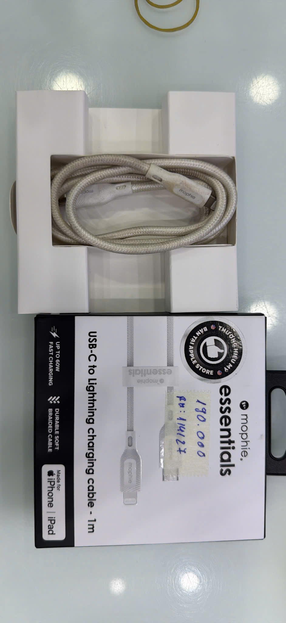 Cáp Mophie Essentials USB-C to Lightning 1M - Chính hãng TBH