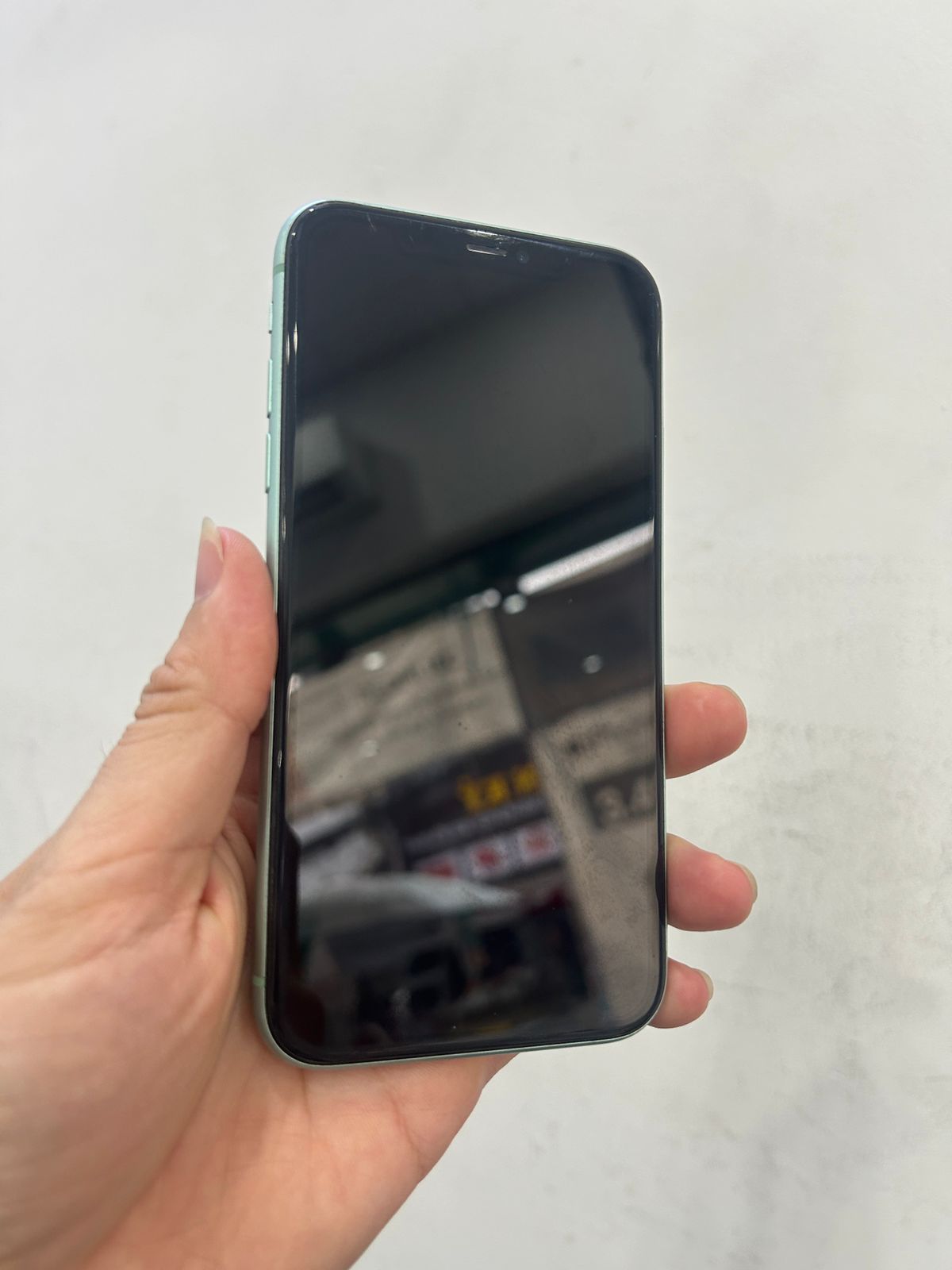 Iphone 11 64GB Cũ - Green
