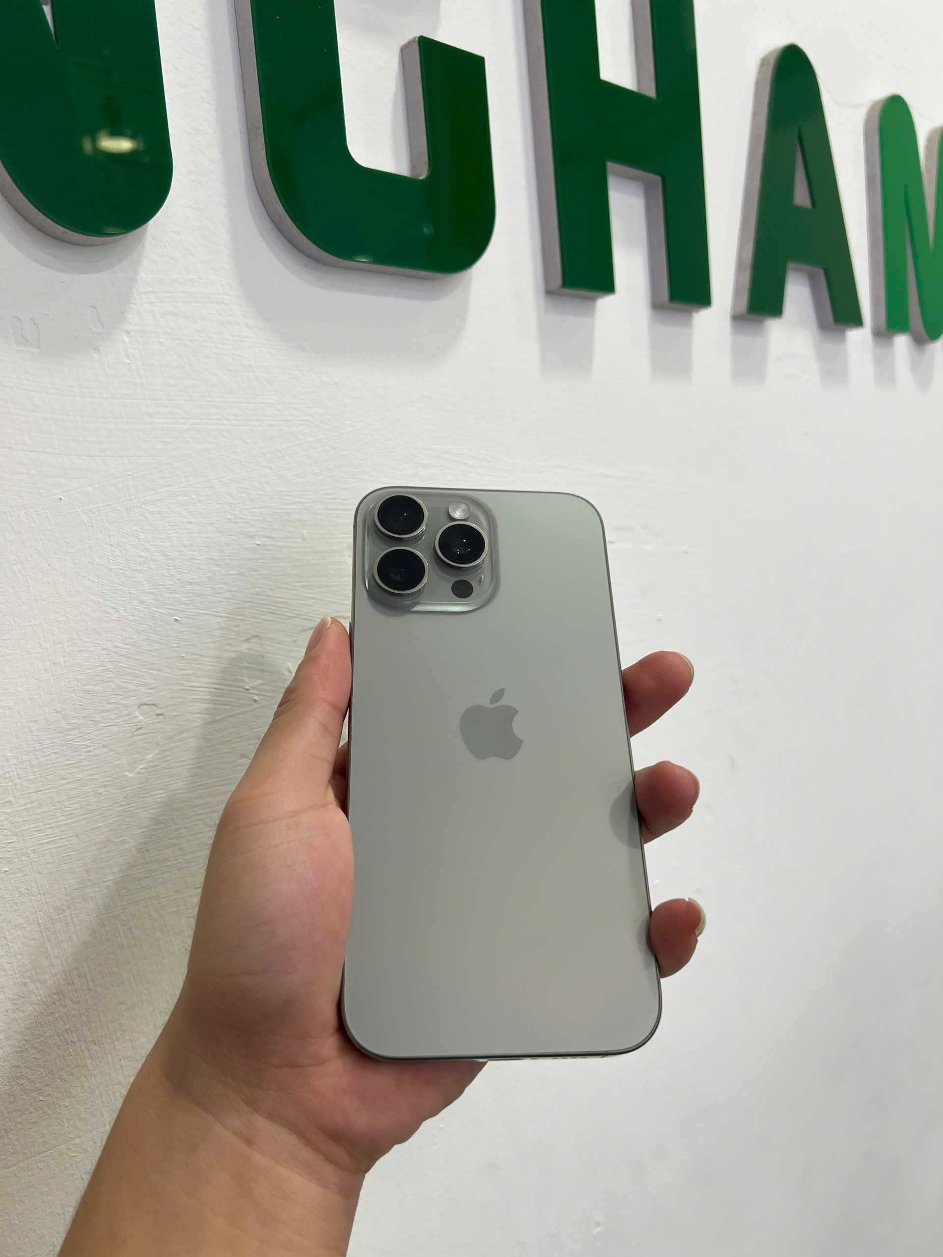 ĐTDĐ Apple iPhone 16 Pro Max 256GB Natural Titanium_MYWY3VN/A