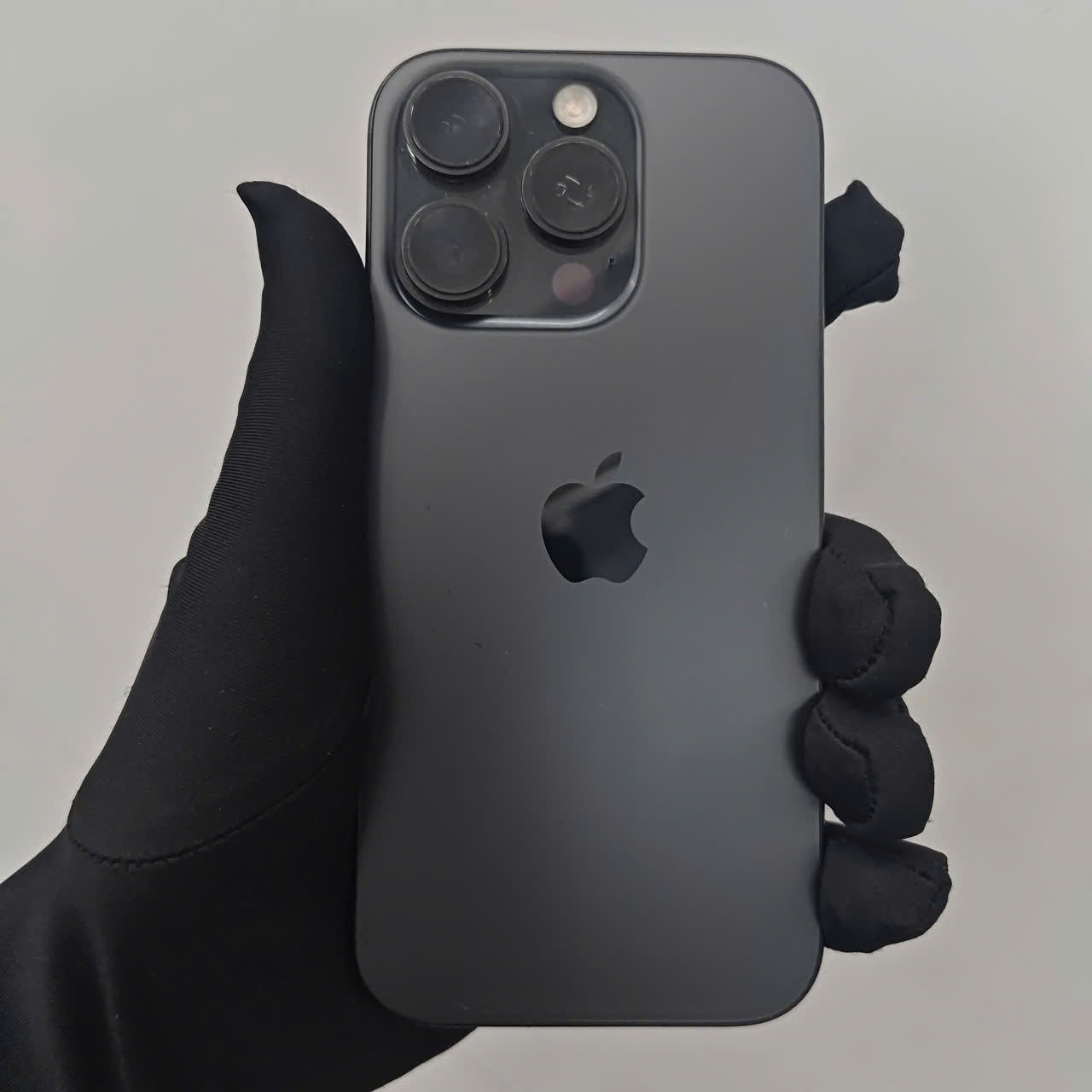 ĐTDĐ Apple iPhone 16 Pro 256GB Black Titanium_MYNH3VN/A - SH2T6Q7QQJT - MYNH3VN