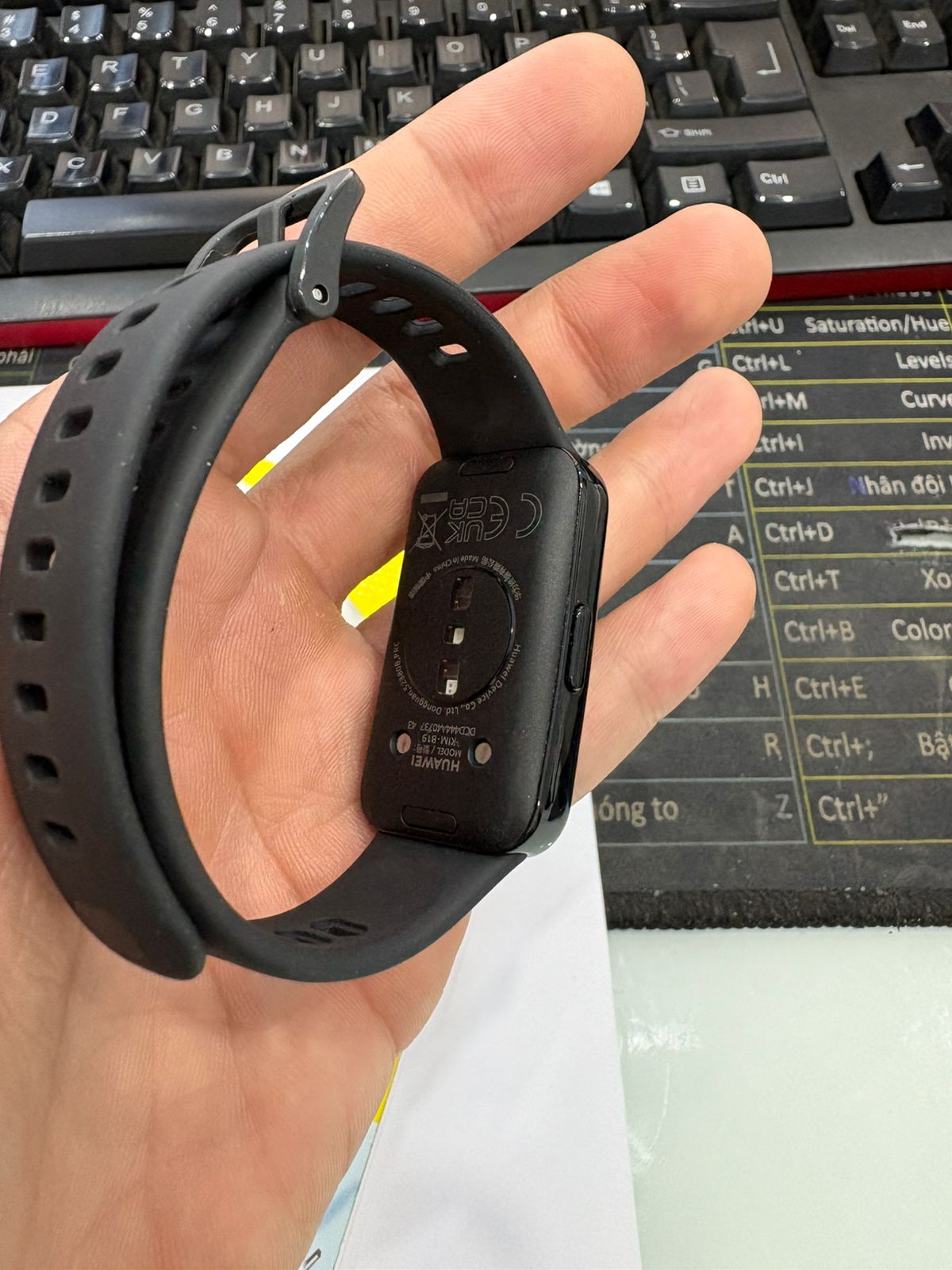 VÒNG ĐEO TAY THÔNG MINH (BAND) HUAWEI KIM-B19 Band 9