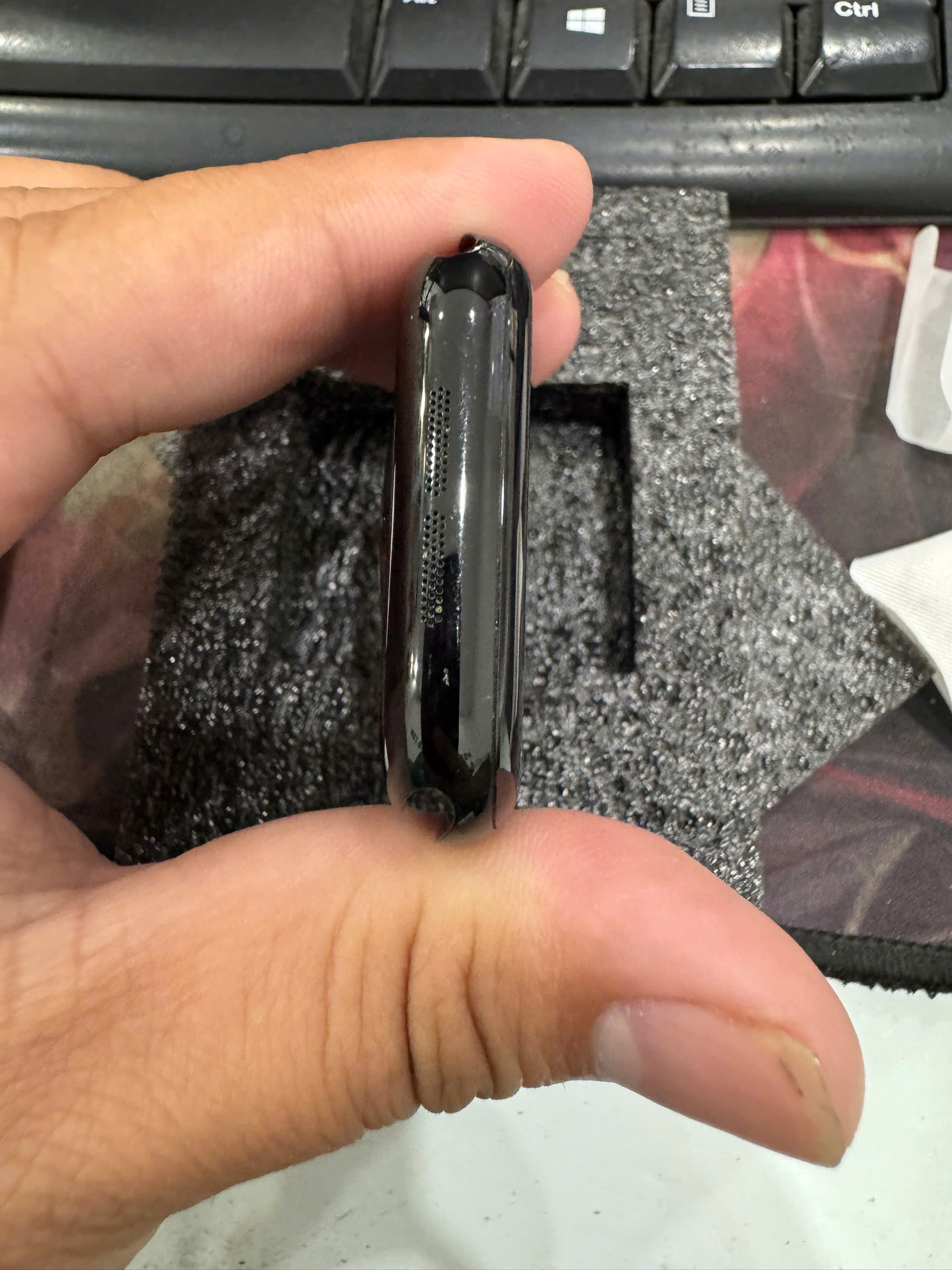 (DEMO) Apple Watch Series 10 GPS 46mm Jet Black Aluminium Case with Black Sport Band - S/M_3N496PA/A - SHXQYK06492 - 3N496PAZTN