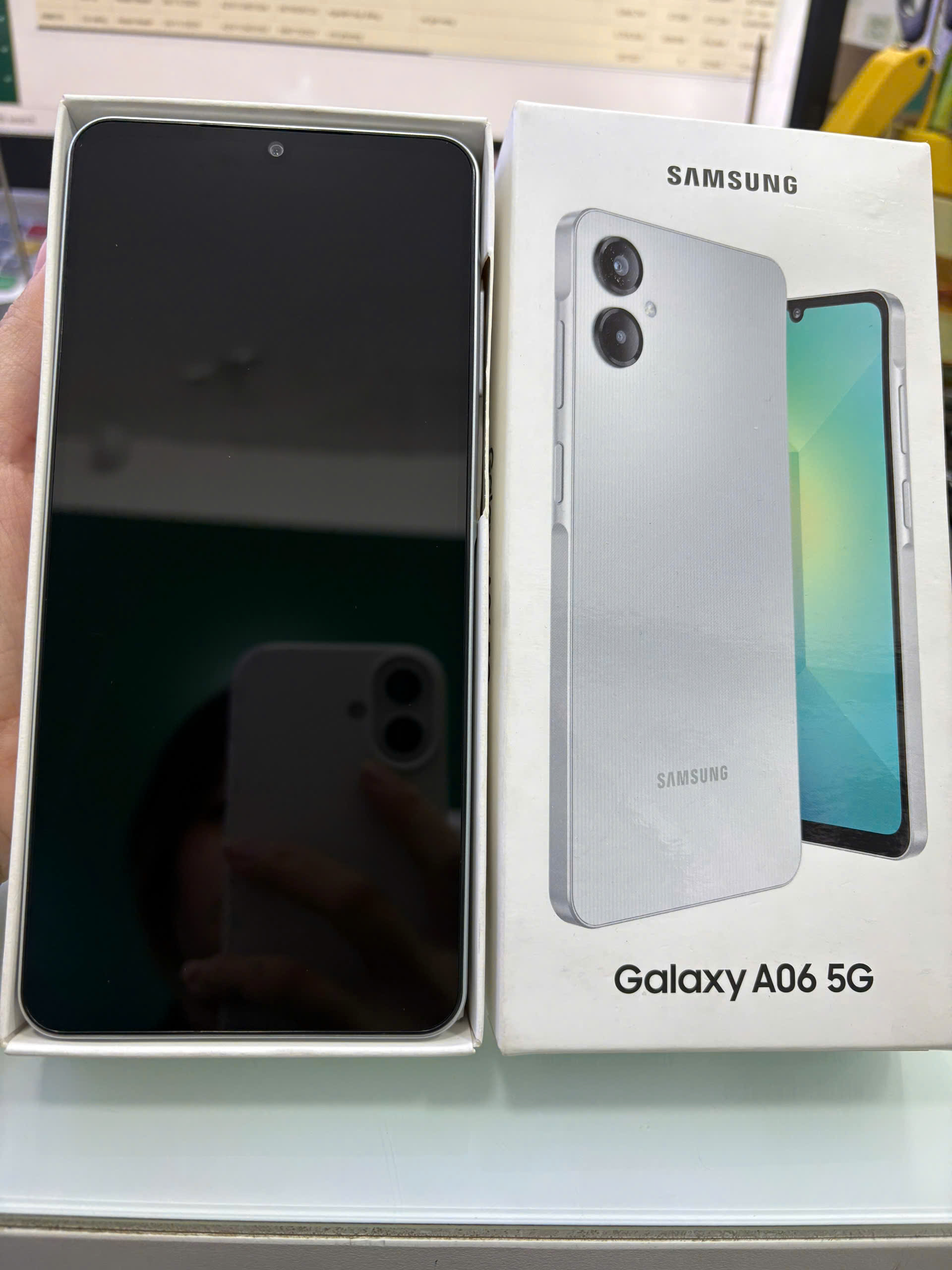 ĐTDĐ Samsung A06 5G, SM-A066B/DS,4+128, Xám nhạt - 353205681162036- TBH