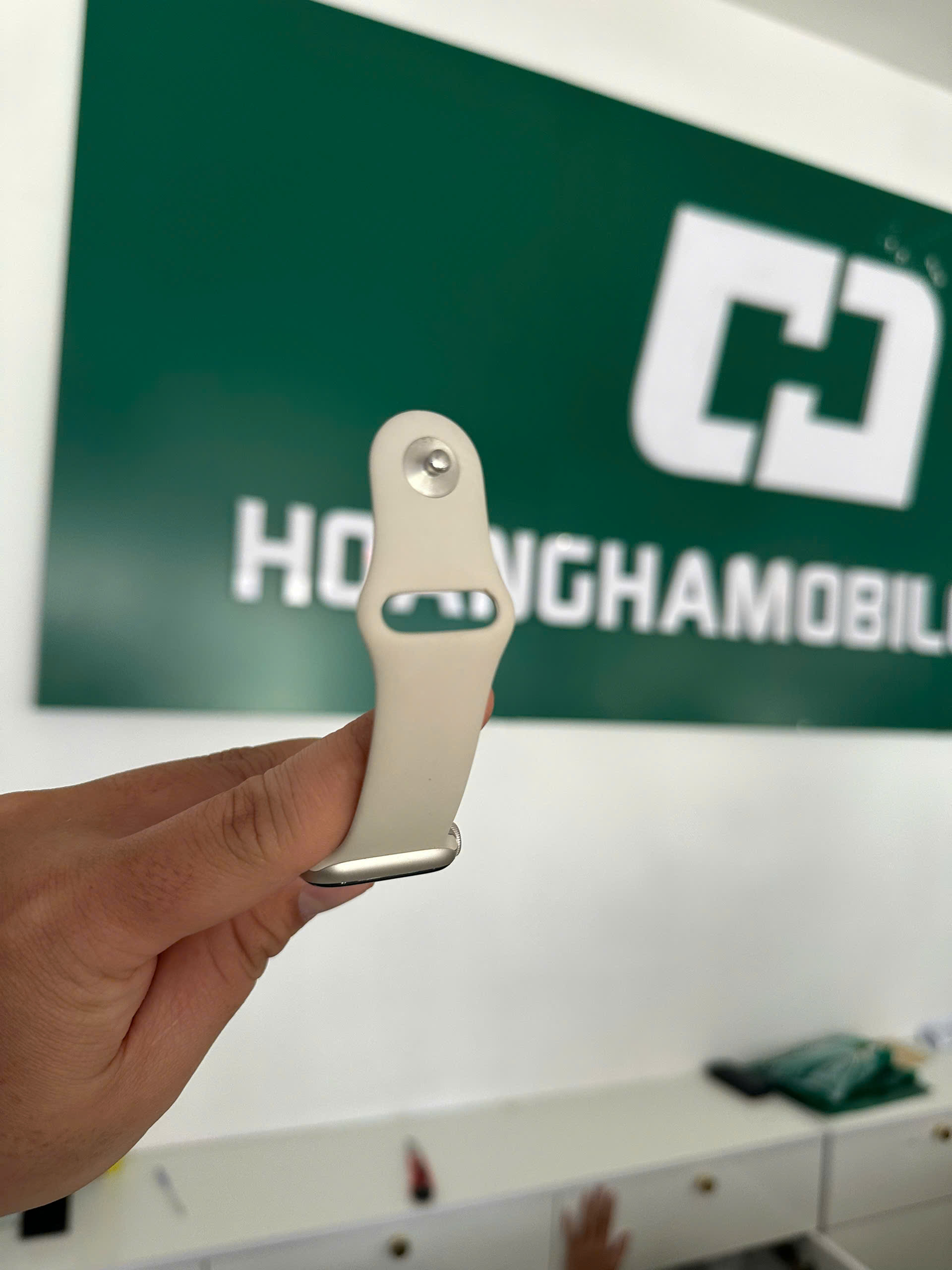 Apple Watch SE 2022 GPS 40mm Starlight Aluminium Case Only (Demo)_3K596PA/A - SG4CQGQ2FX9 - 3K596PA