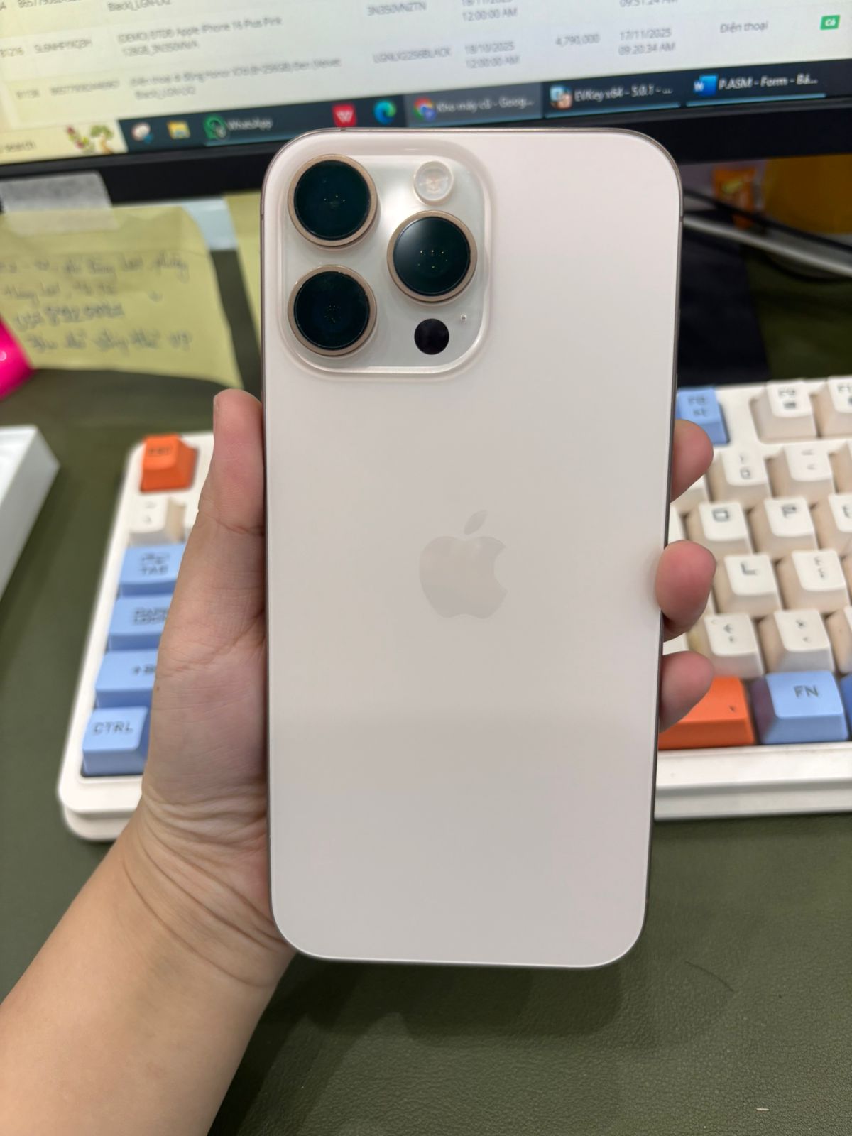 ĐTDĐ Apple iPhone 16 Pro Max Desert 256GB