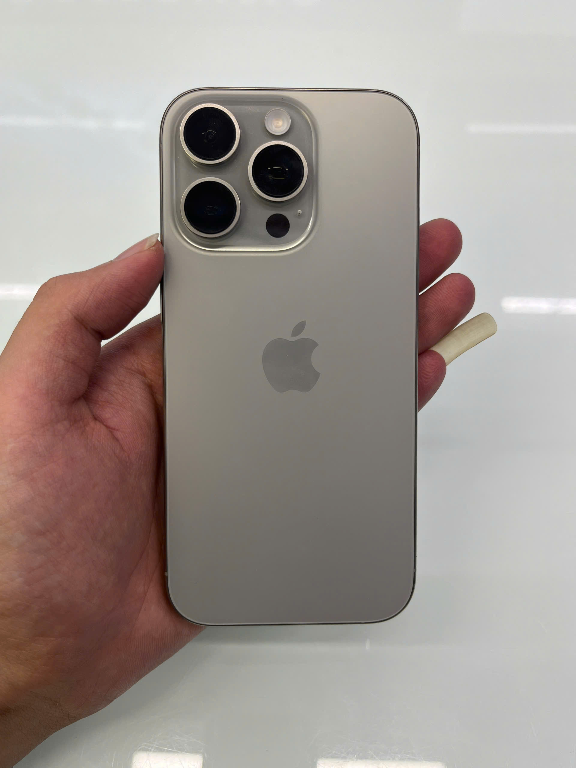 ĐTDĐ Apple iPhone 16 Pro Max Desert 256GB_3N534VN/A - Cũ