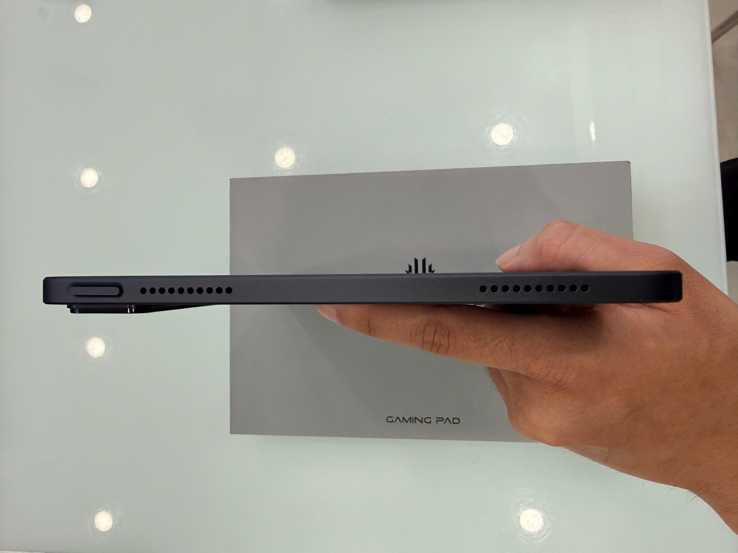 Máy tính bảng REDMAGIC Nova Gaming 12GB/256GB Bản Quốc Tế Chính Hãng - Đen Bóng Đêm (Midnight) 