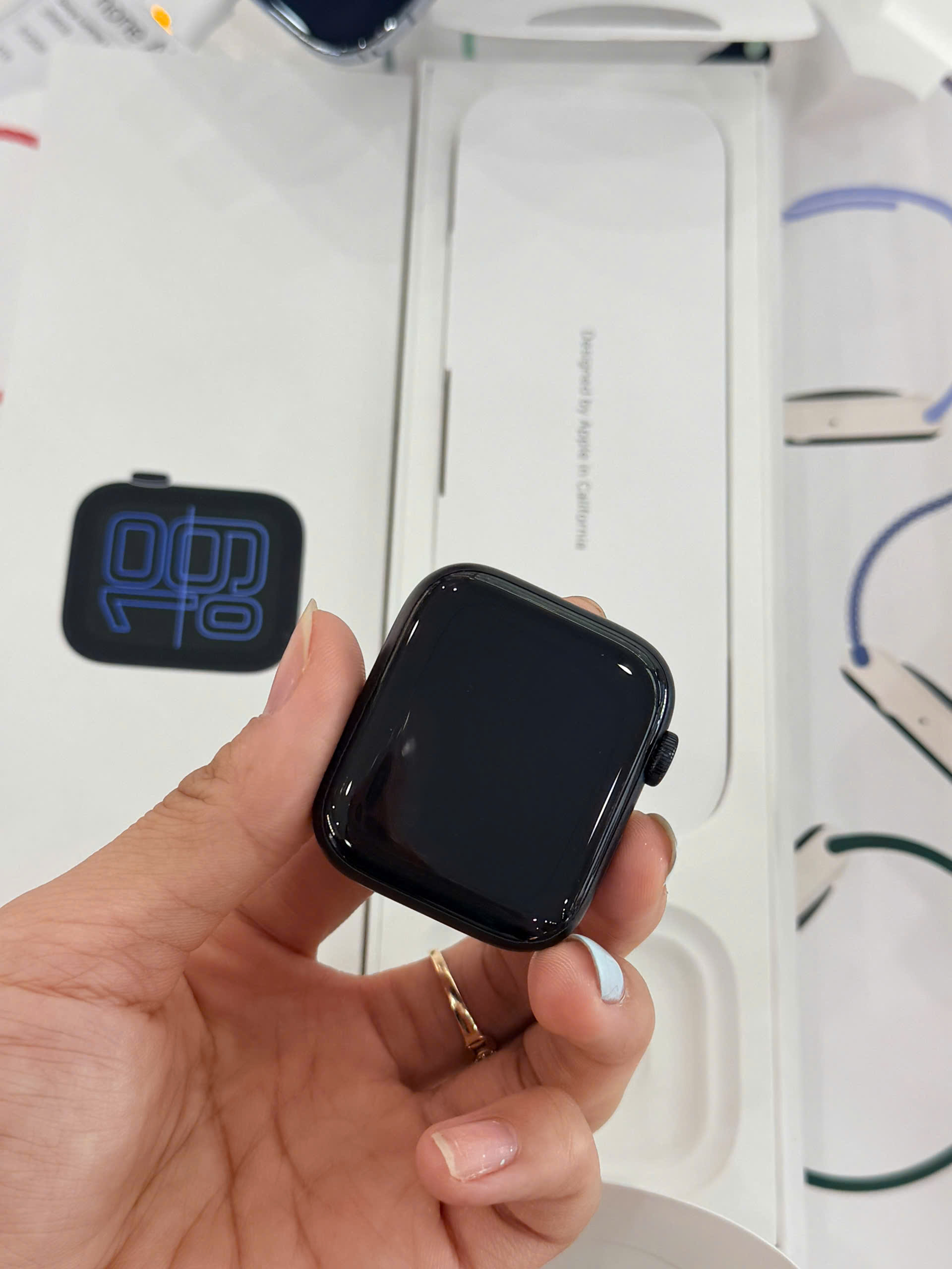 Apple Watch SE 3 GPS 44mm Midnight Aluminium Case with Midnight Sport Band - S/M_ TBH