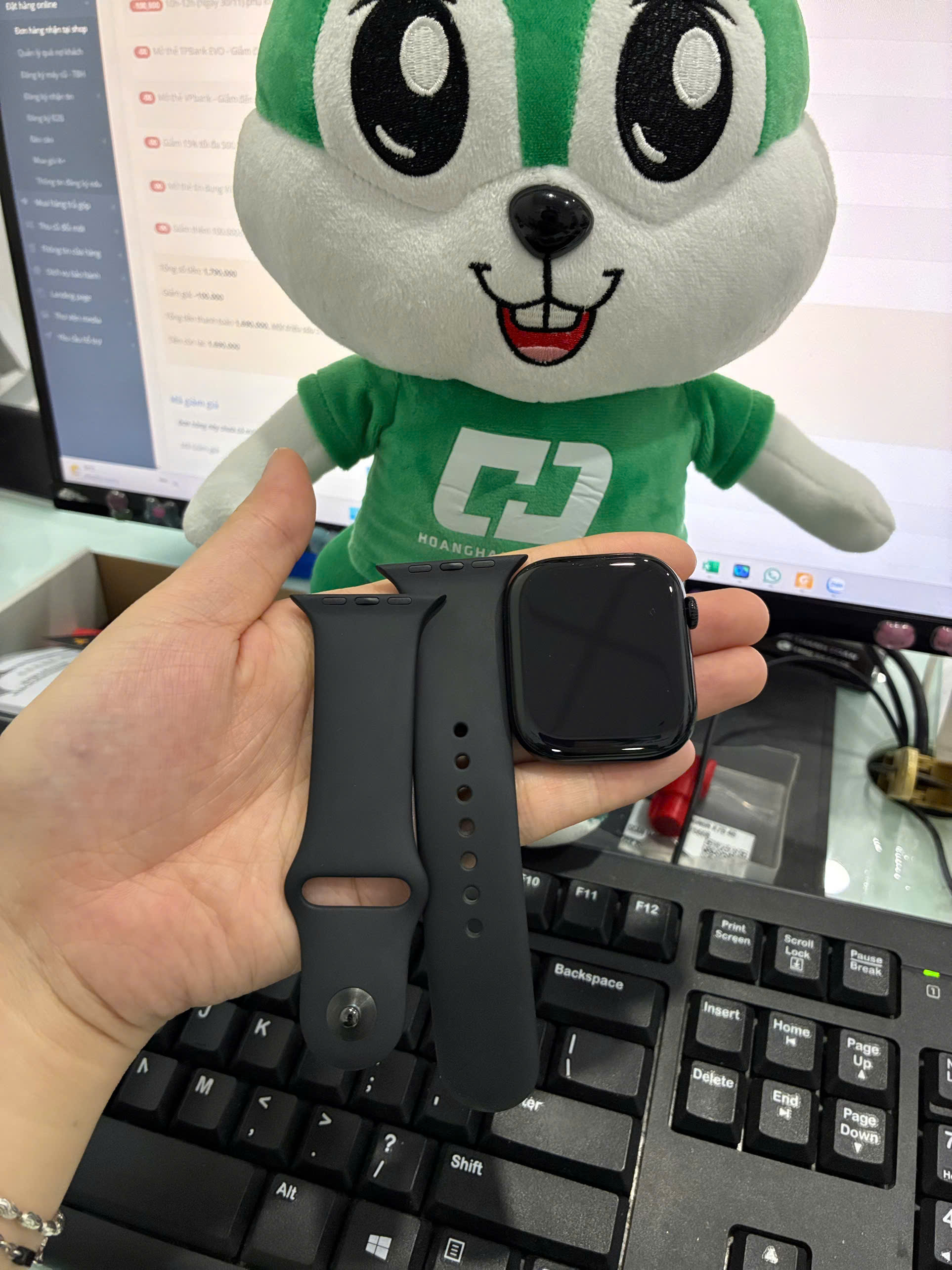 Apple Watch Series 10 GPS 46mm Jet Black Aluminium Case with Black Sport Band - TBH