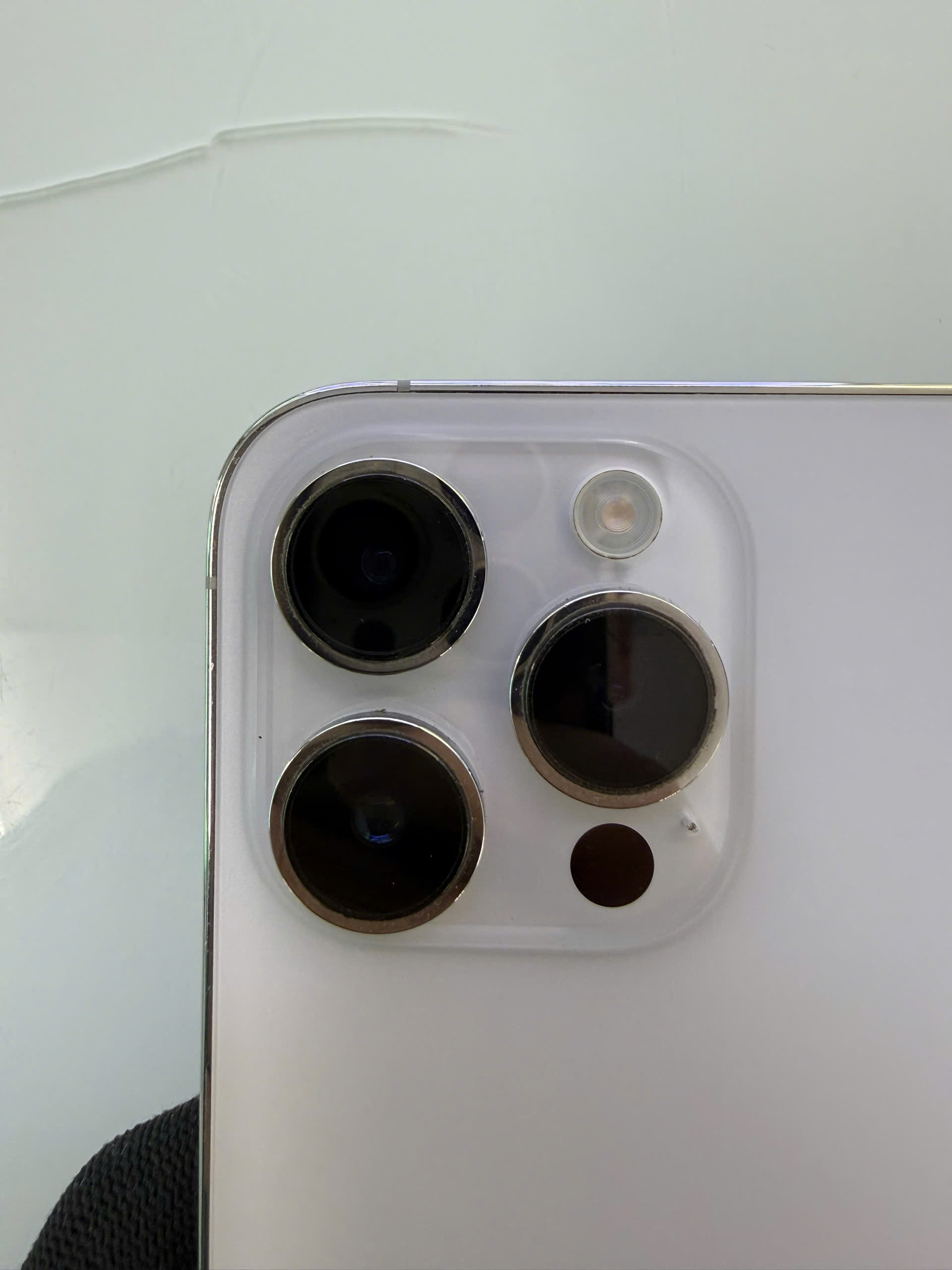 ĐTDĐ Apple iPhone 14 Pro Max 256GB Silver_MQ9V3VN/A - SLQQC140Y7X - MQ9V3VN