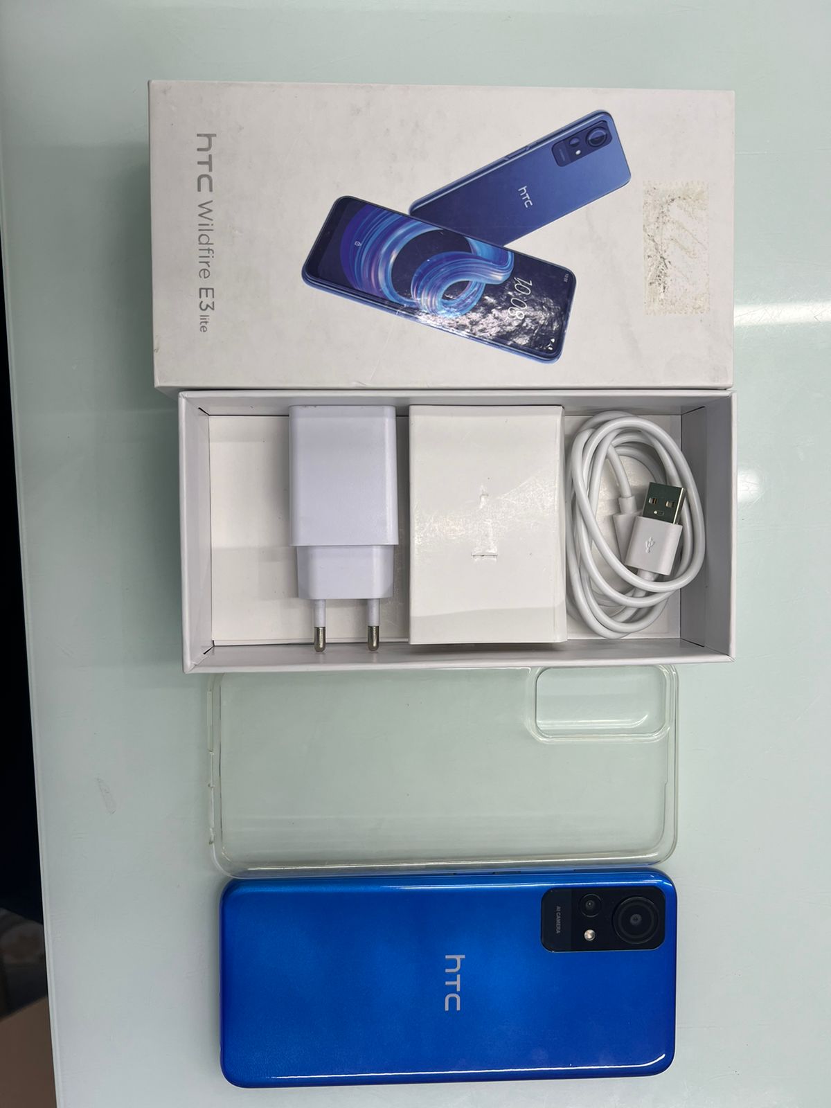 Điện thoại di động HTC Wildfire E3 lite (4GB/64GB) - Xanh (Blue) 