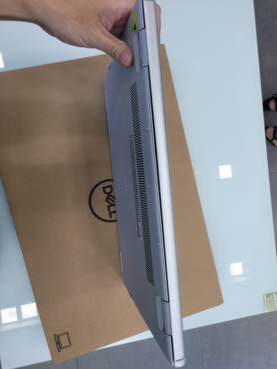 Máy tính xách tay Dell Inspiron 15 3520 - CŨ