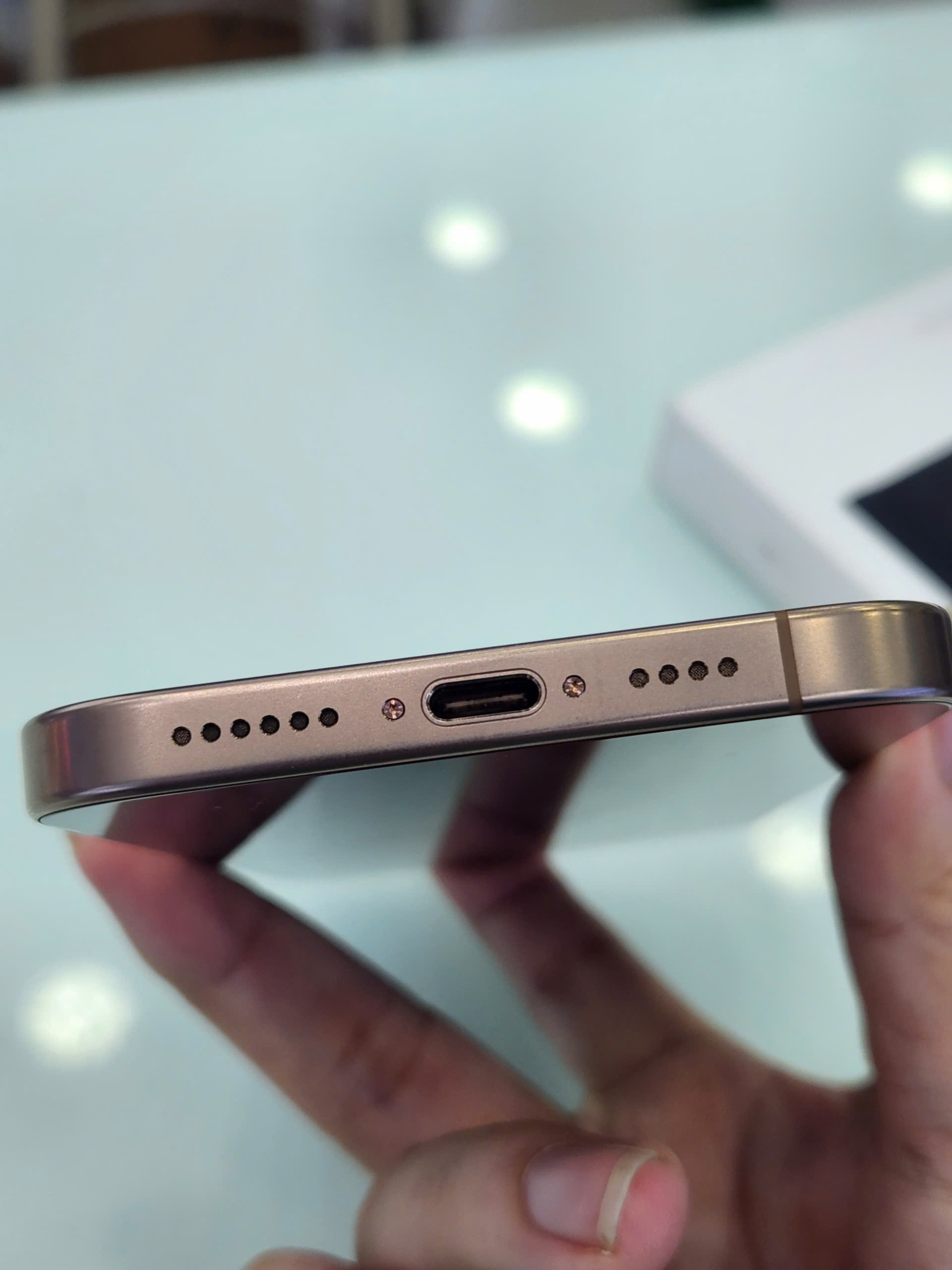 iPhone 16 Pro Max 256GB - Chính hãng VN/A Cũ