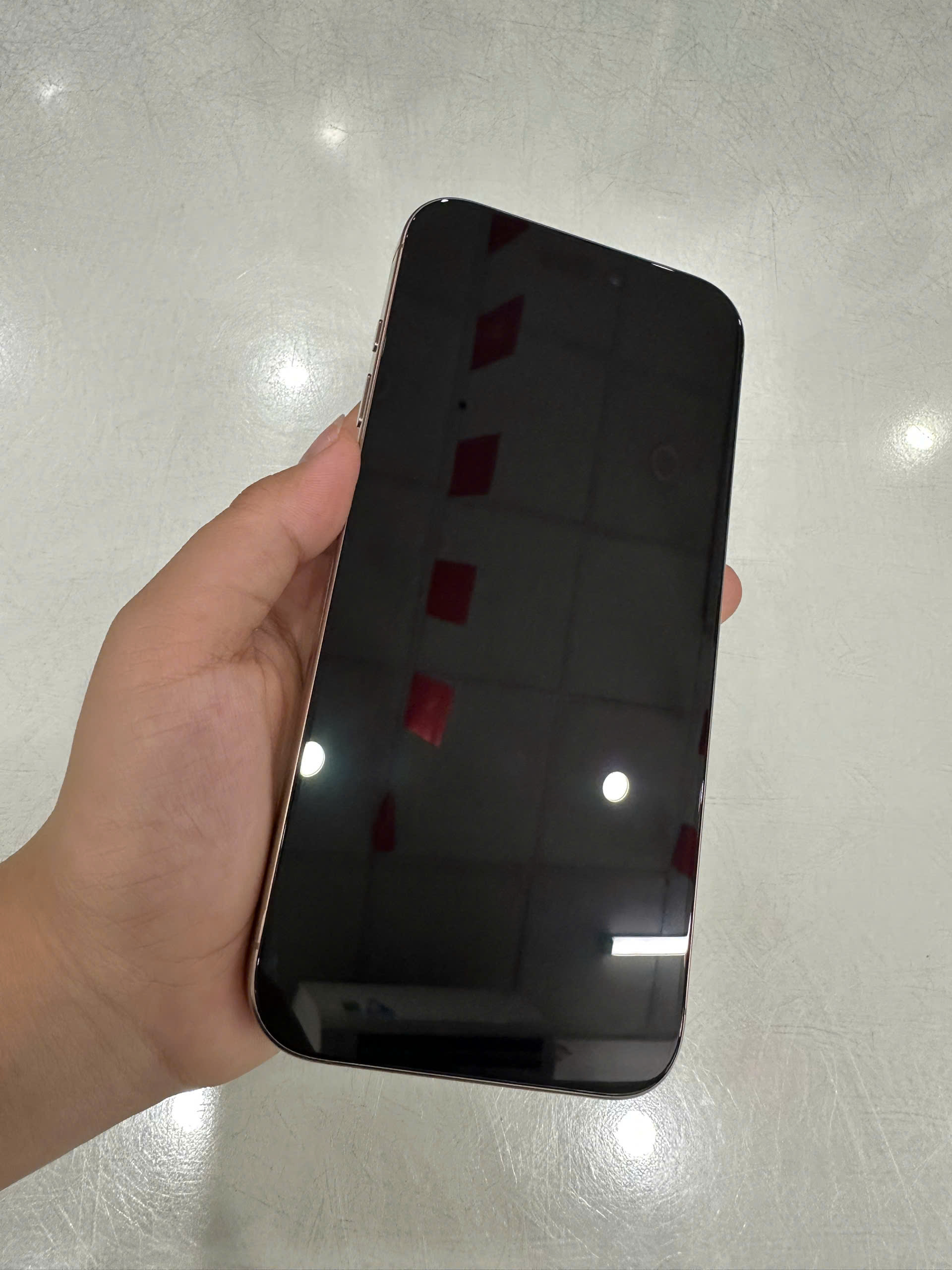 ĐTDĐ Apple iPhone 16 Pro Max 256GB Desert Titanium_MYWX3VN/A - SCL2YHYD40K - MYWX3VN