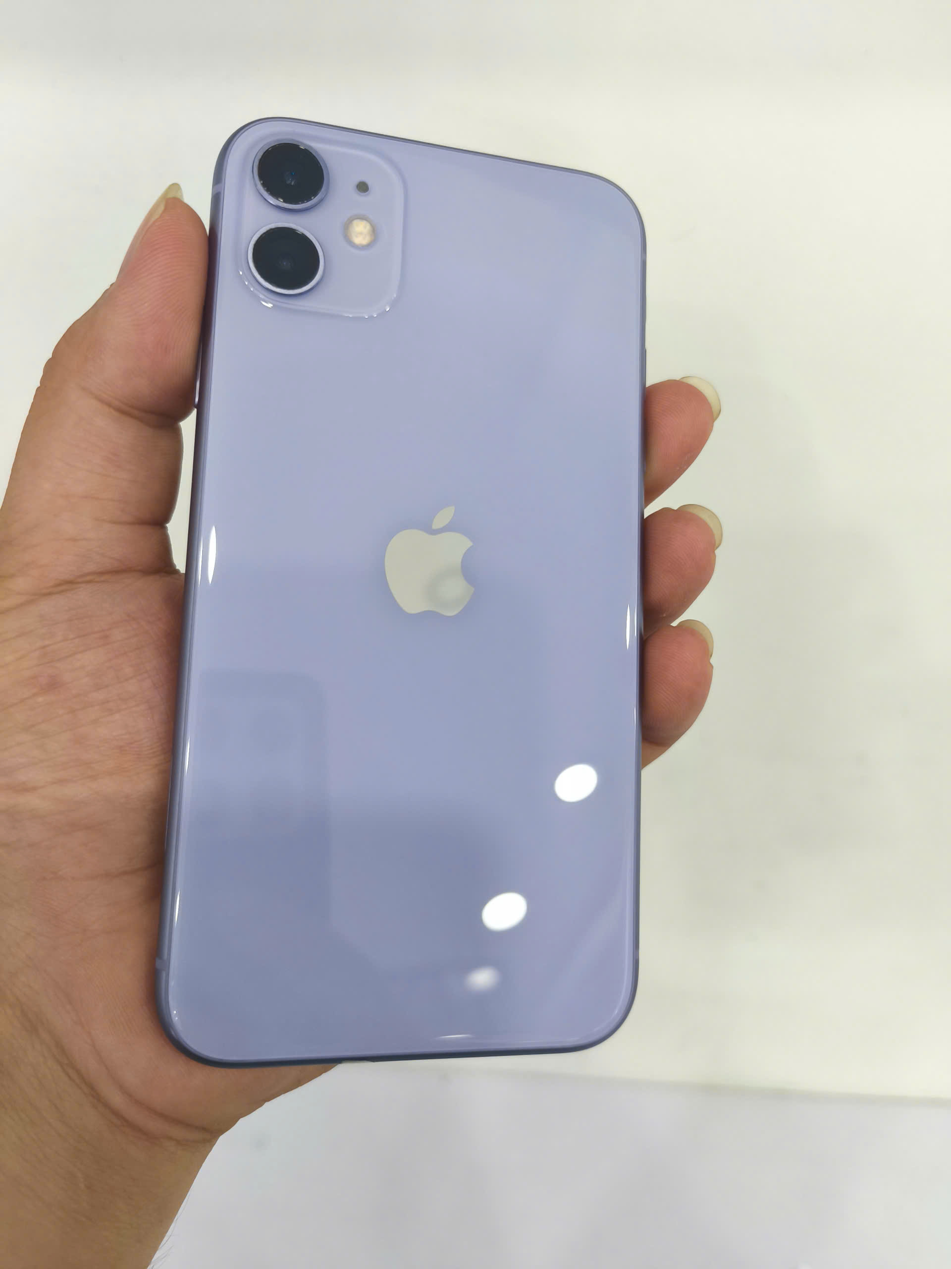Iphone 11 64GB Cũ - Purple