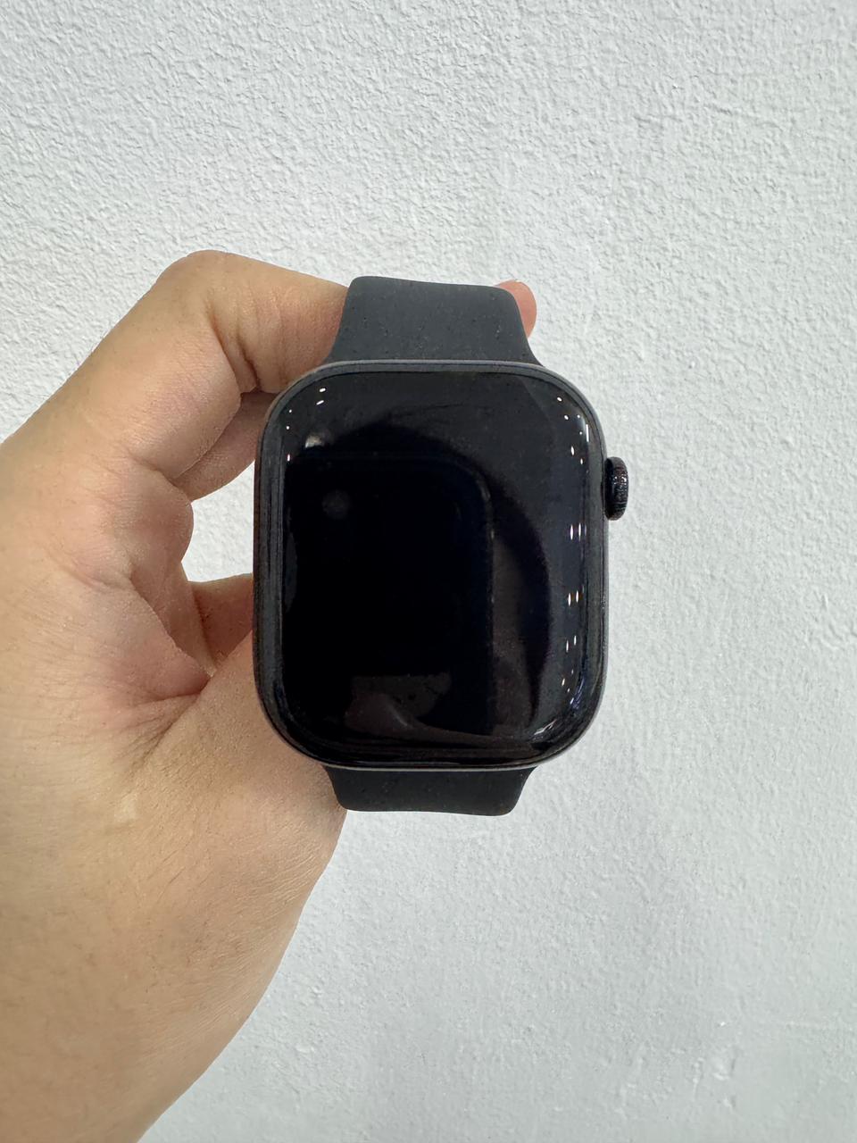 Apple Watch Series 10 GPS 46mm Jet Black Aluminium Case with Black Sport Band - S/M_3N496PA/A - SJHX9TQ2LW6 - 3N496PAZTN