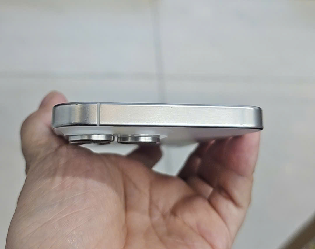 ĐTDĐ Apple iPhone 15 Pro Max 256GB White Titanium_MU783VN/A - Cũ