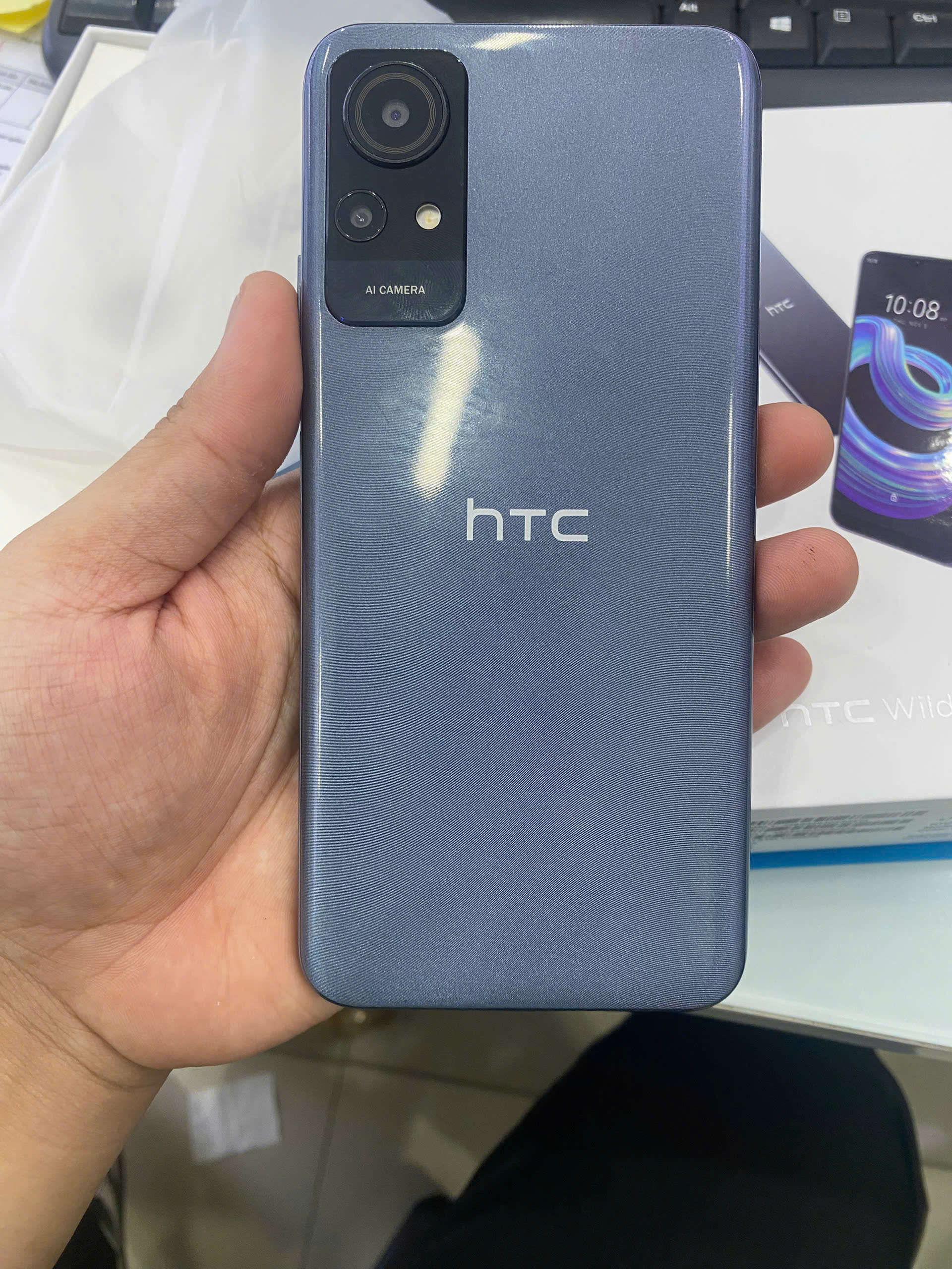 Điện thoại HTC Wildfire E3 lite (4GB/64GB)