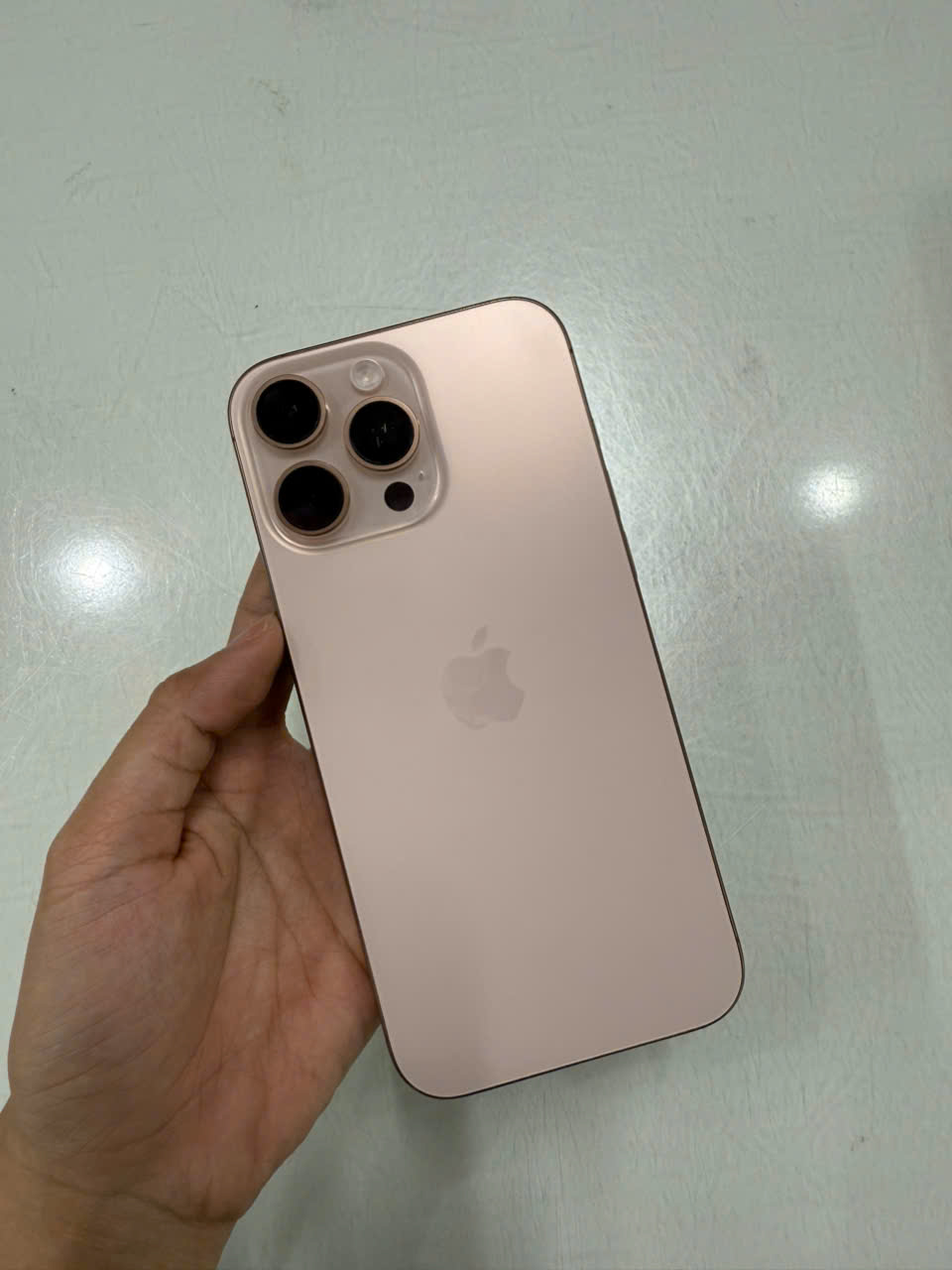 (DEMO) ĐTDĐ Apple iPhone 16 Pro Max Desert 256GB_3N534VN/A - SFYMVMWL40D - 3N534VNZTN - 392 Trương Định