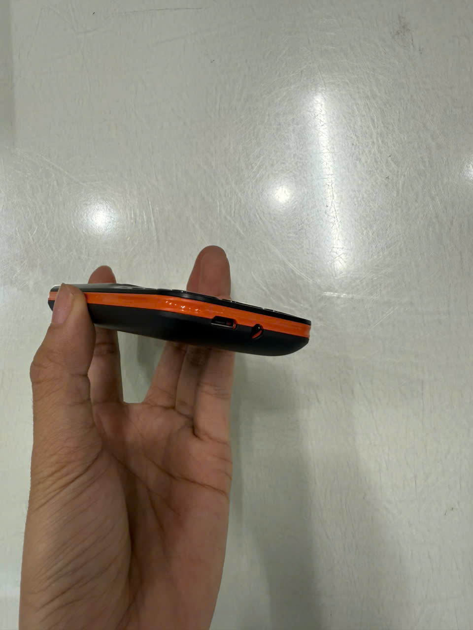 Điện thoại di động Itel it8010, màu Đen (Black) - 355231571698507 - IT8010BLACK