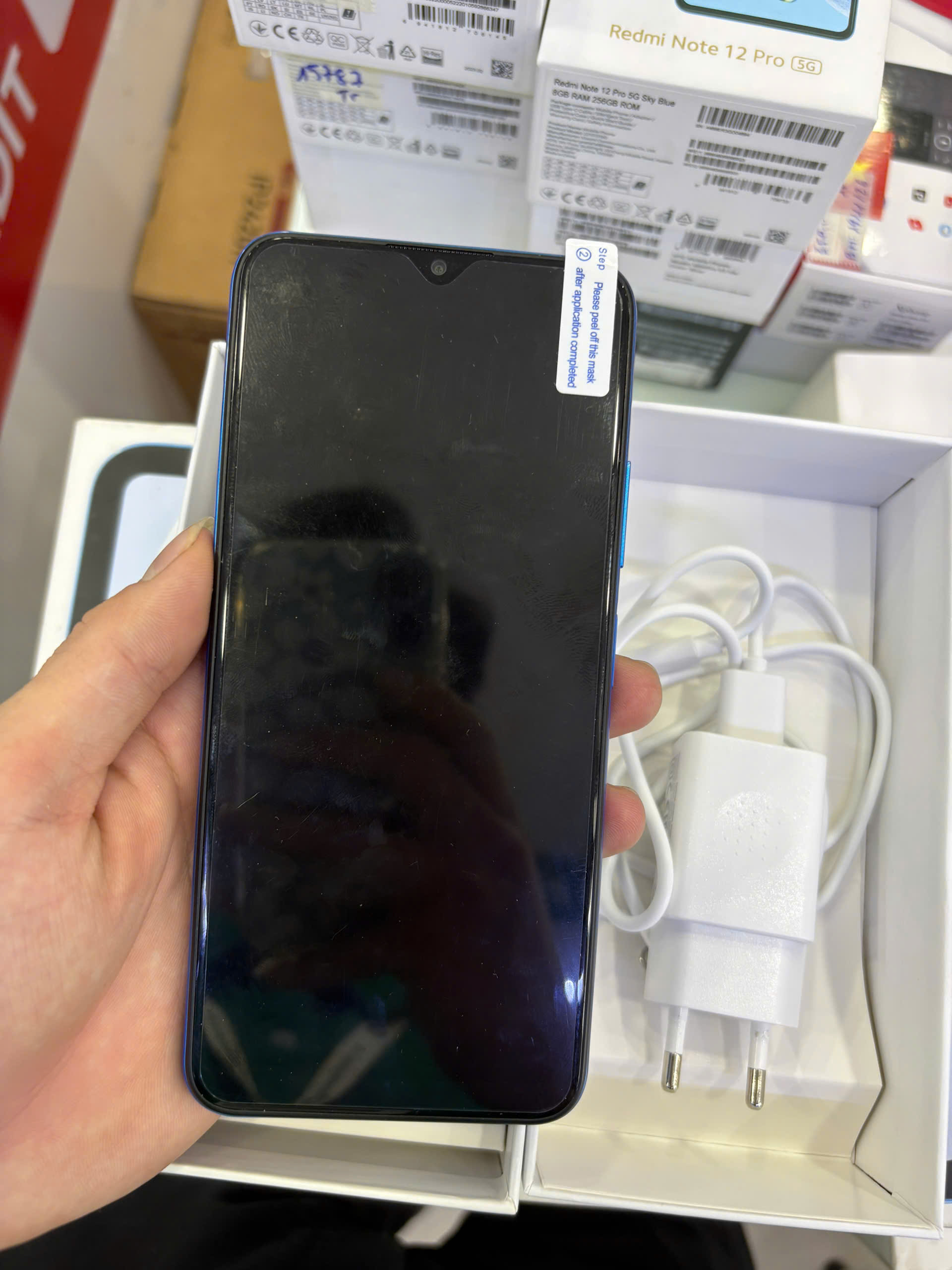 HTC Wildfire E3 lite (4GB/64GB)  TBH